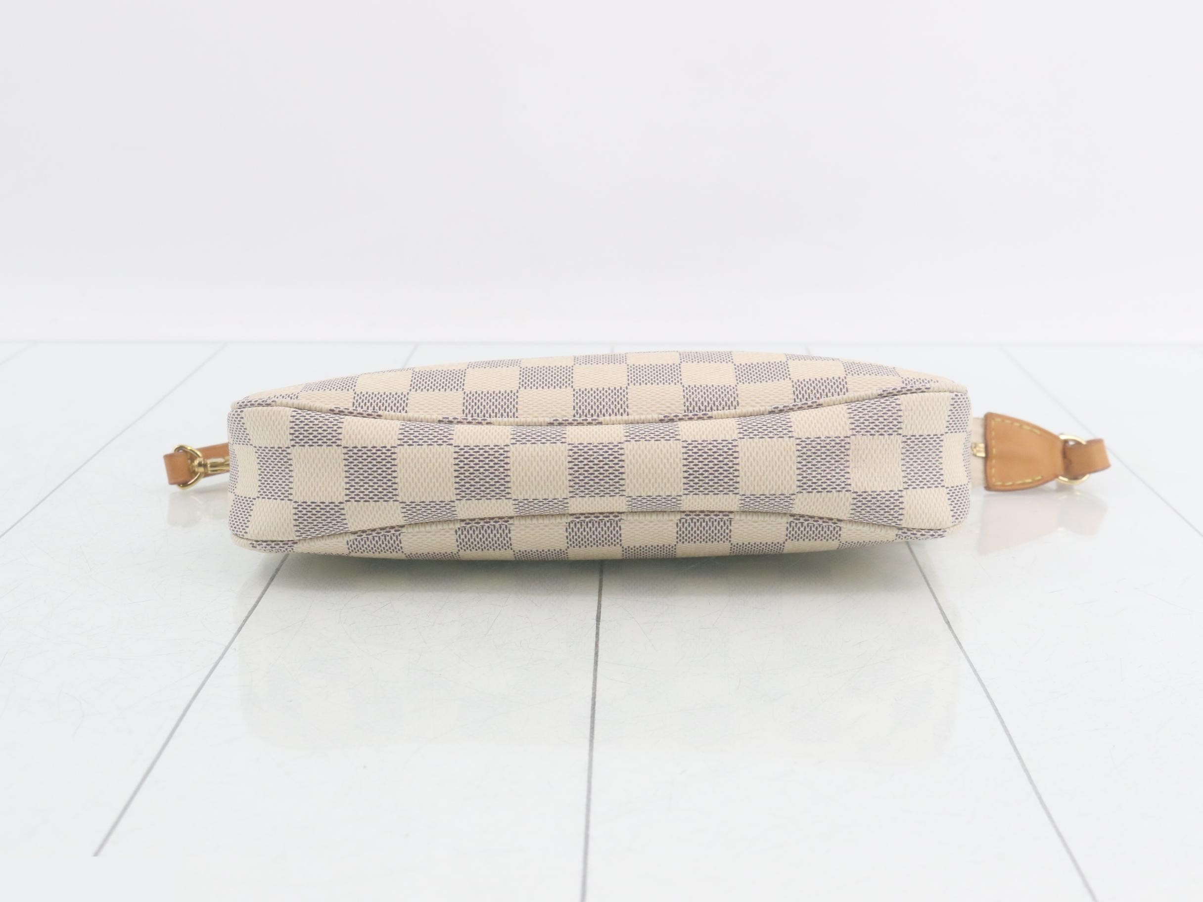 Damier Azur Pochette Accessoires — view 3