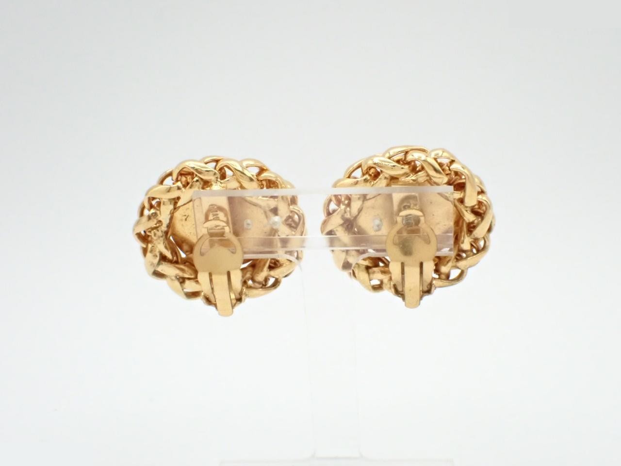 Earrings with Coco Mark design, gold. — view 2