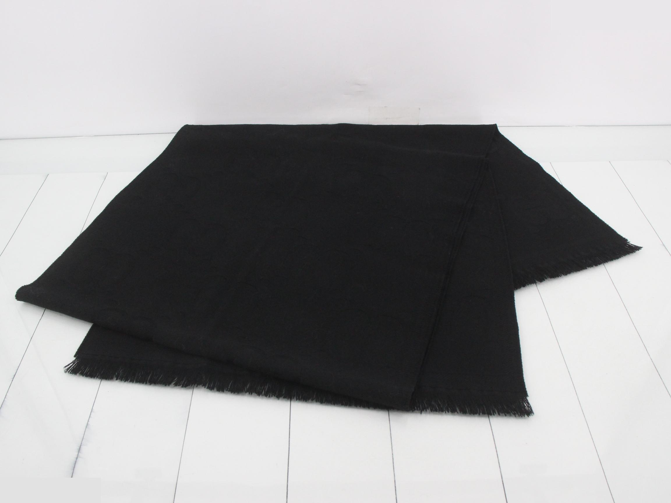GG large stole with tags — view 3