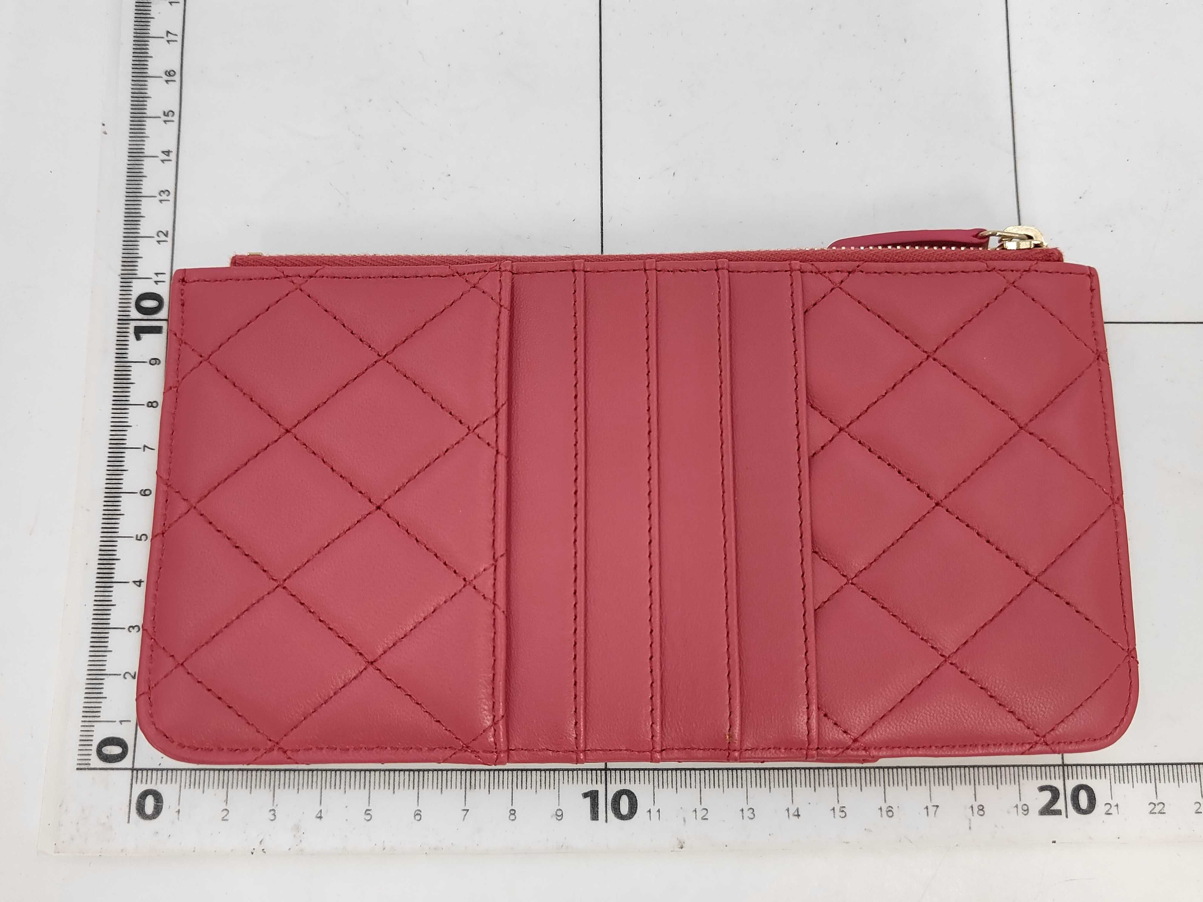 pink lambskin Matelassé wallet (serial number 26) — view 2