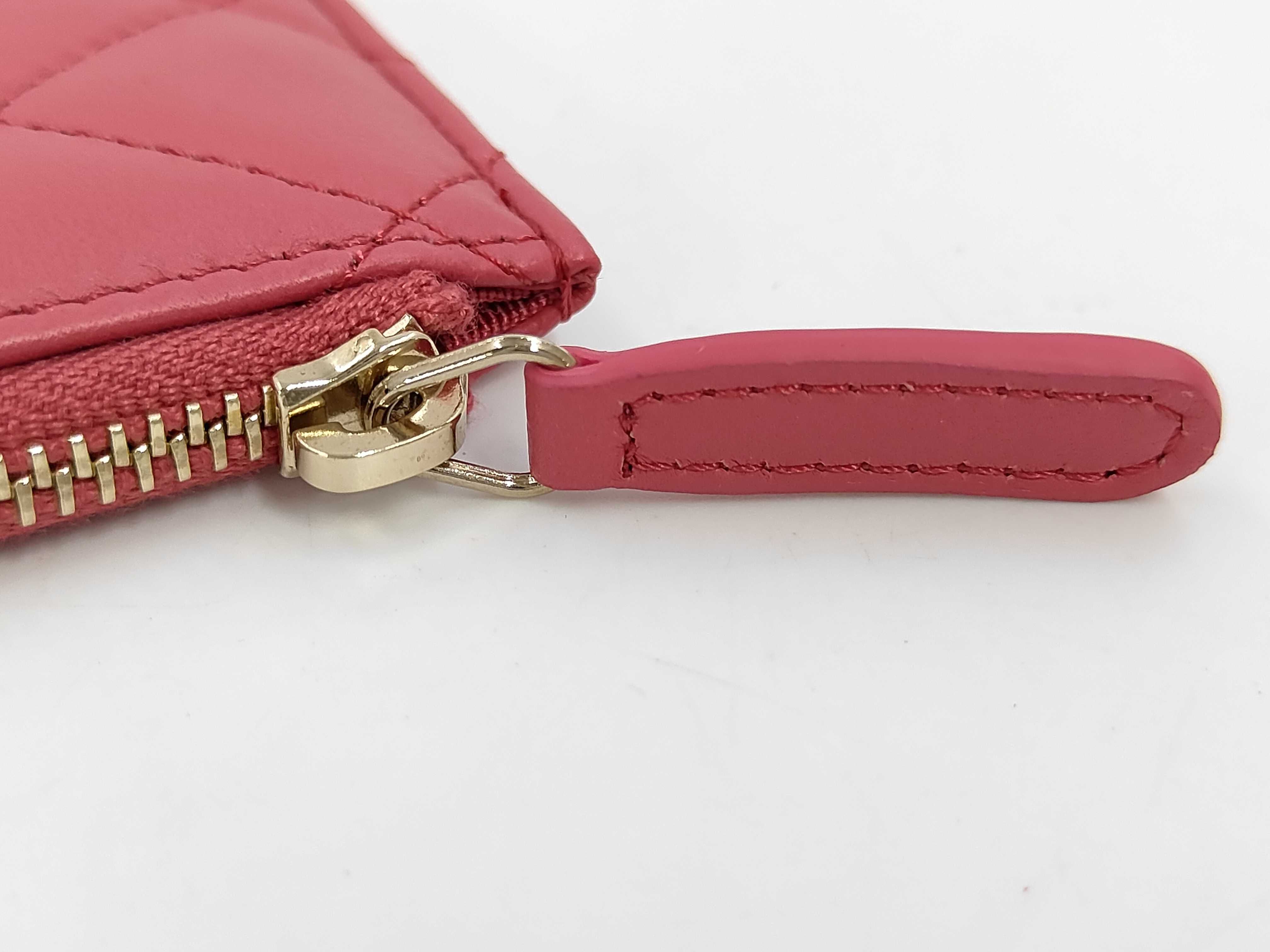 pink lambskin Matelassé wallet (serial number 26) — view 7