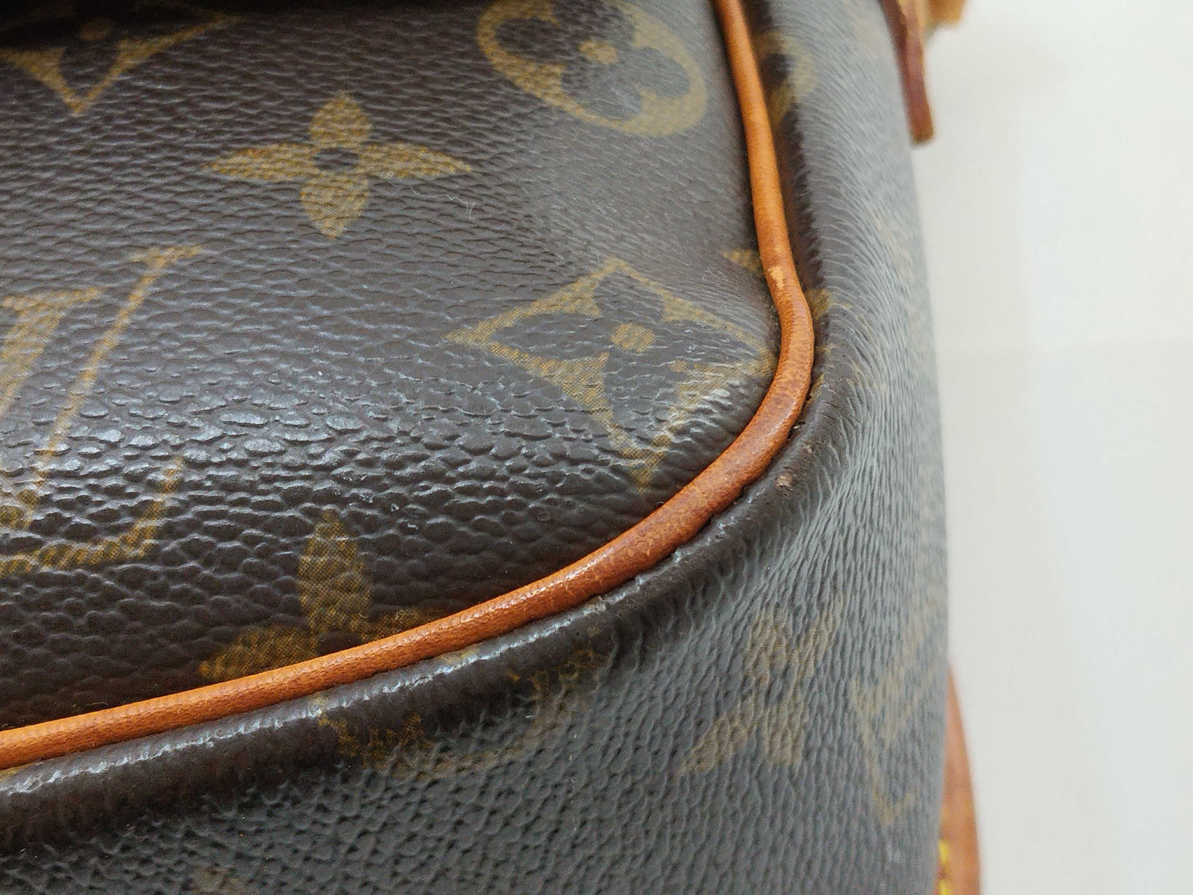 Monogram Louis Vuitton Monogram Sologne Shoulder Bag — view 4