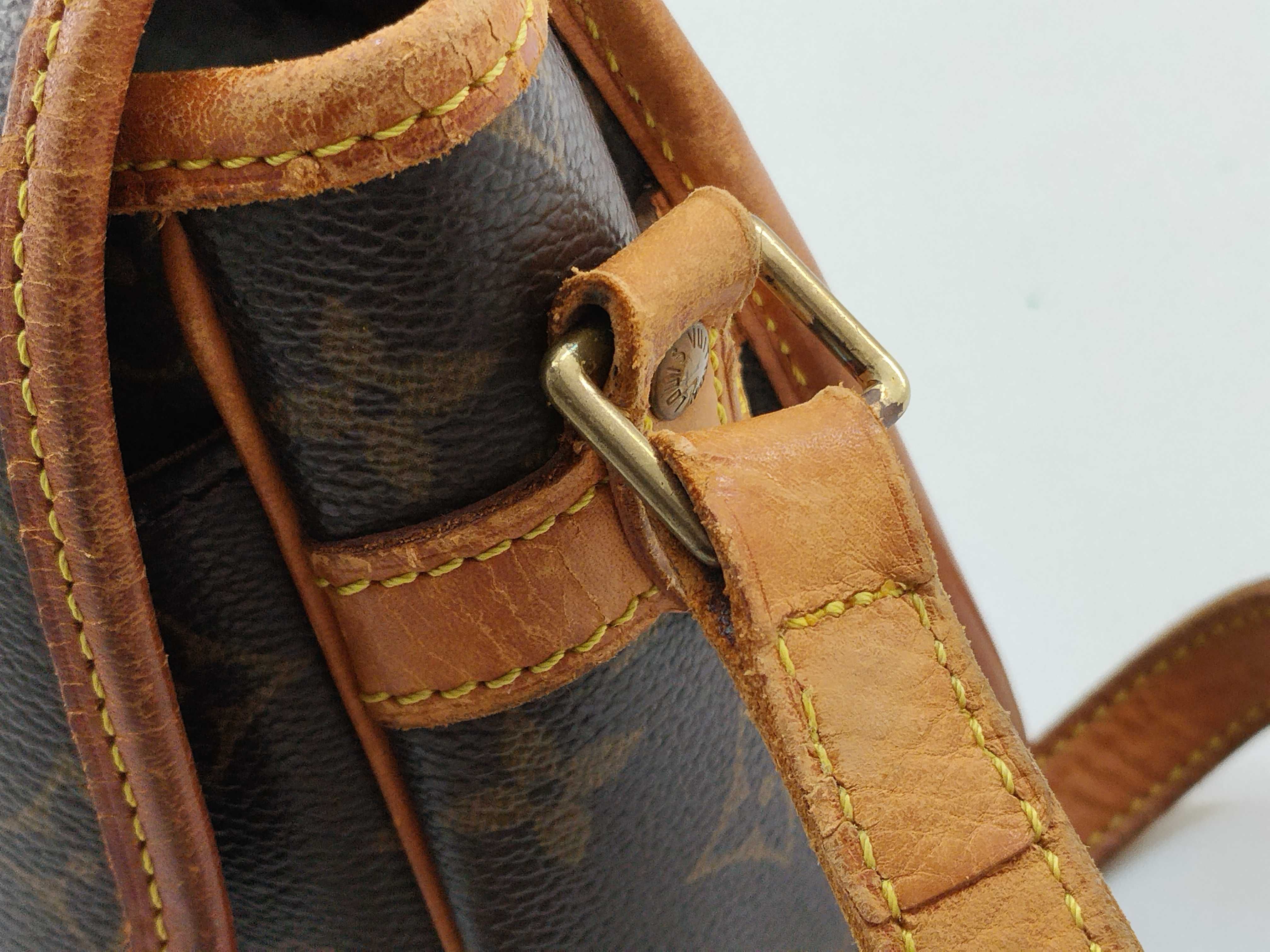 Monogram Louis Vuitton Monogram Sologne Shoulder Bag — view 6