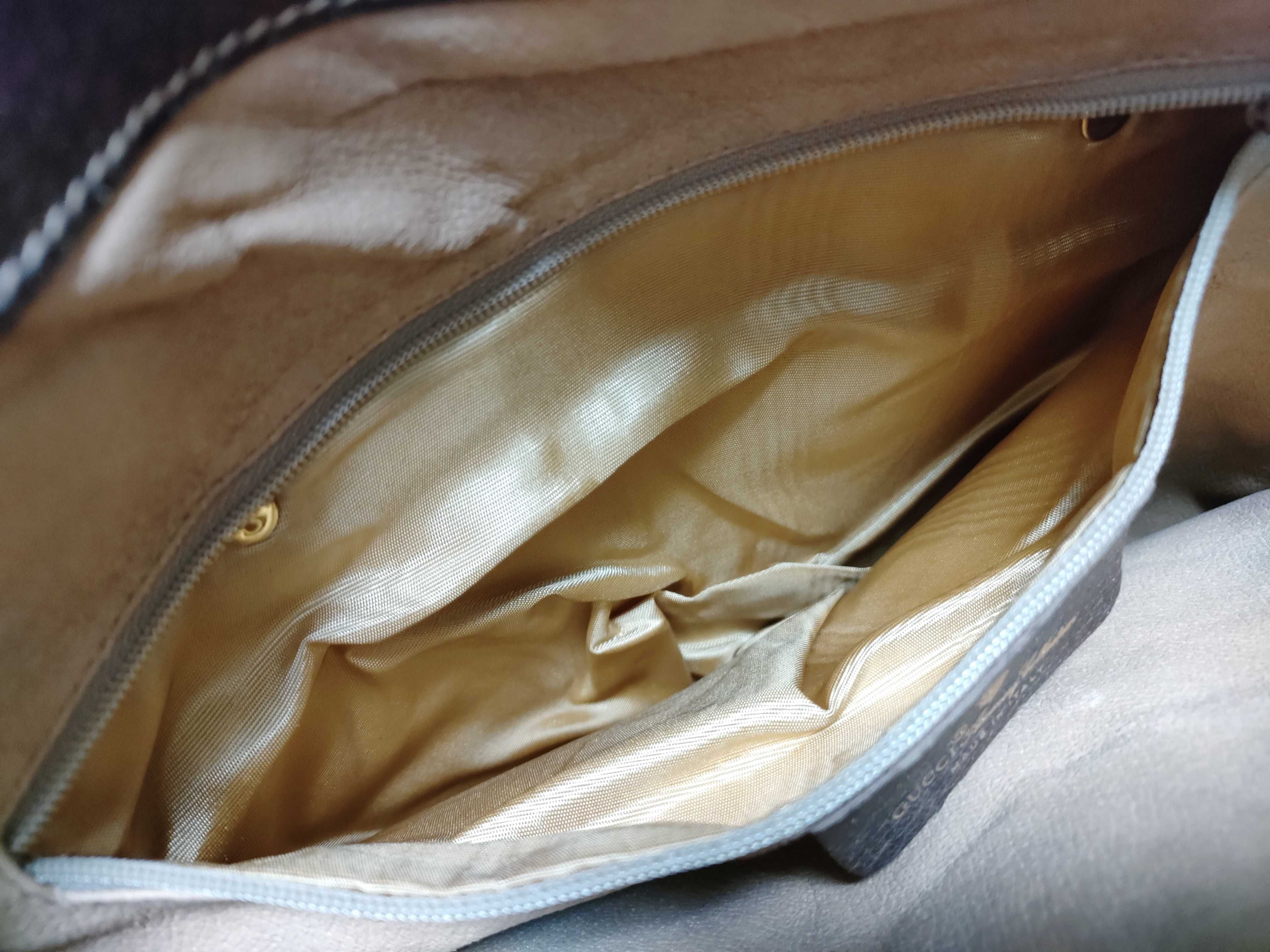 GG Supreme GUCCI GG Shoulder Bag — view 12