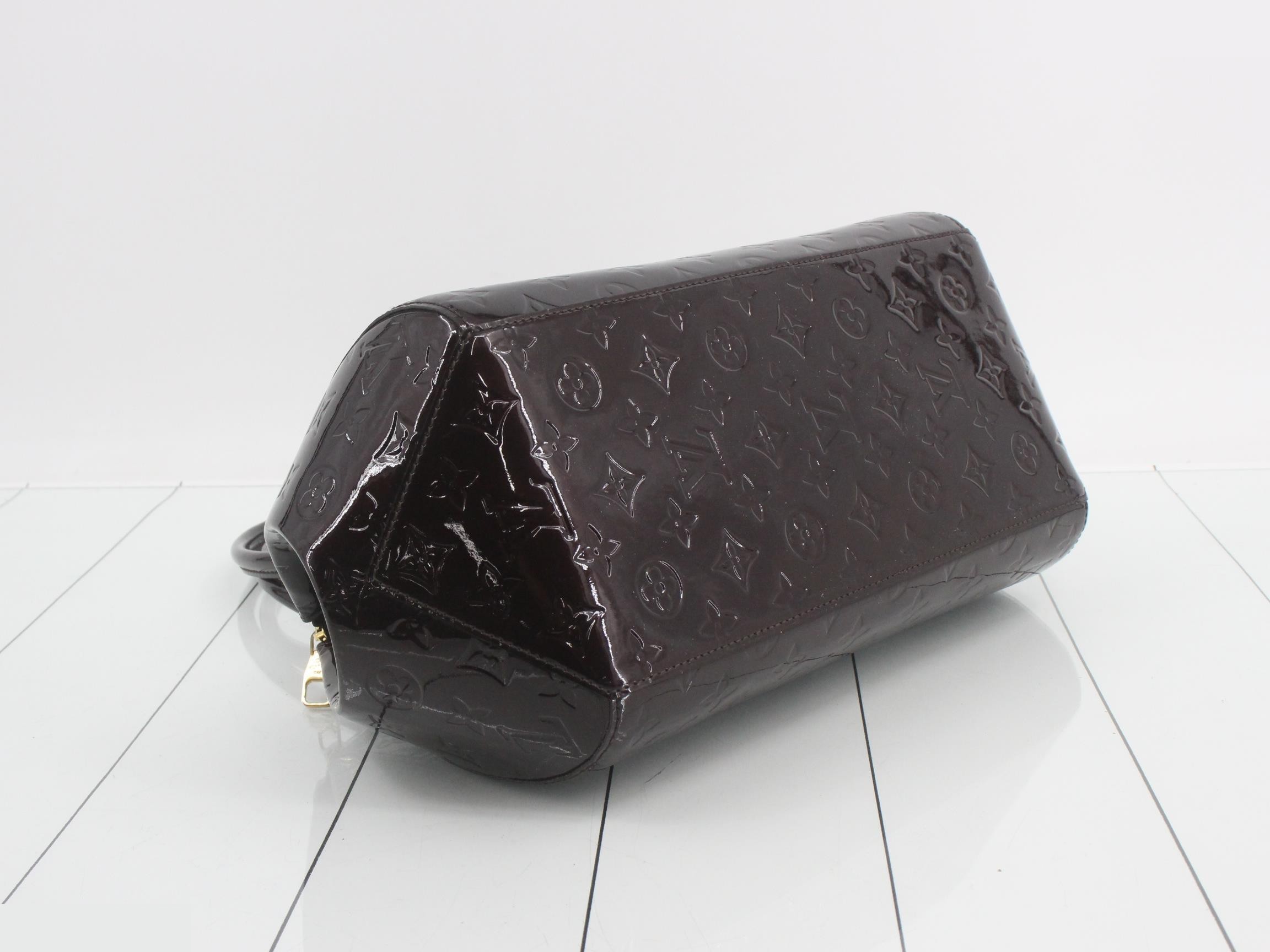 Vernis Sherwood GM Handbag — view 5