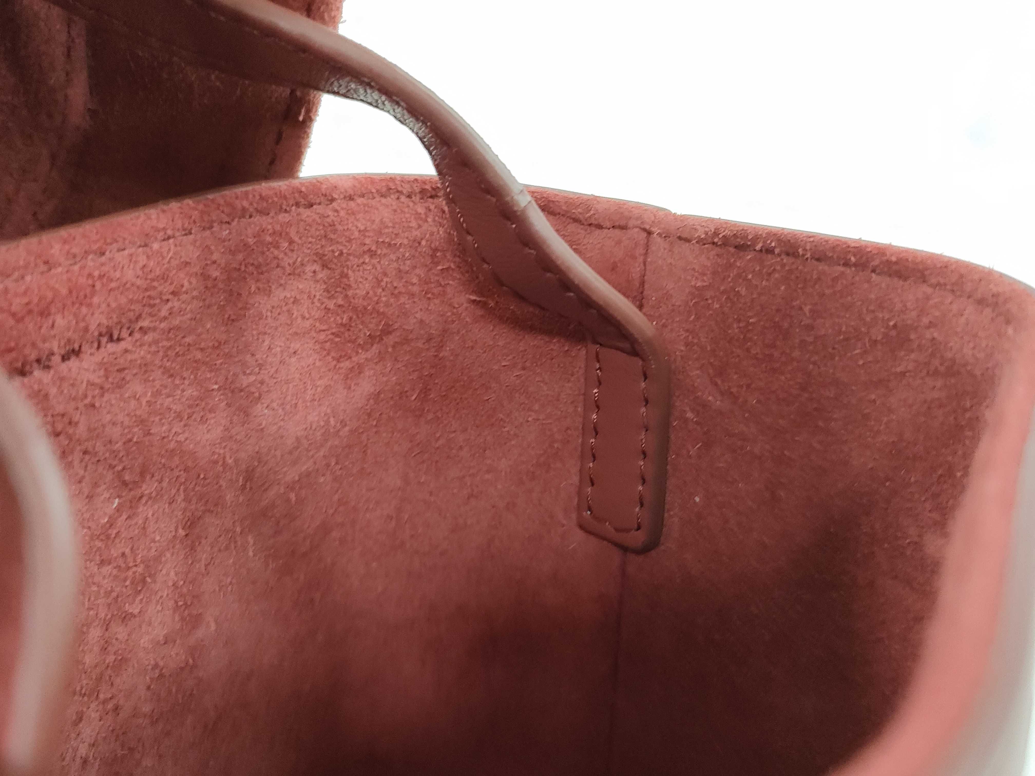 Triomphe Shoulder Bag — view 9