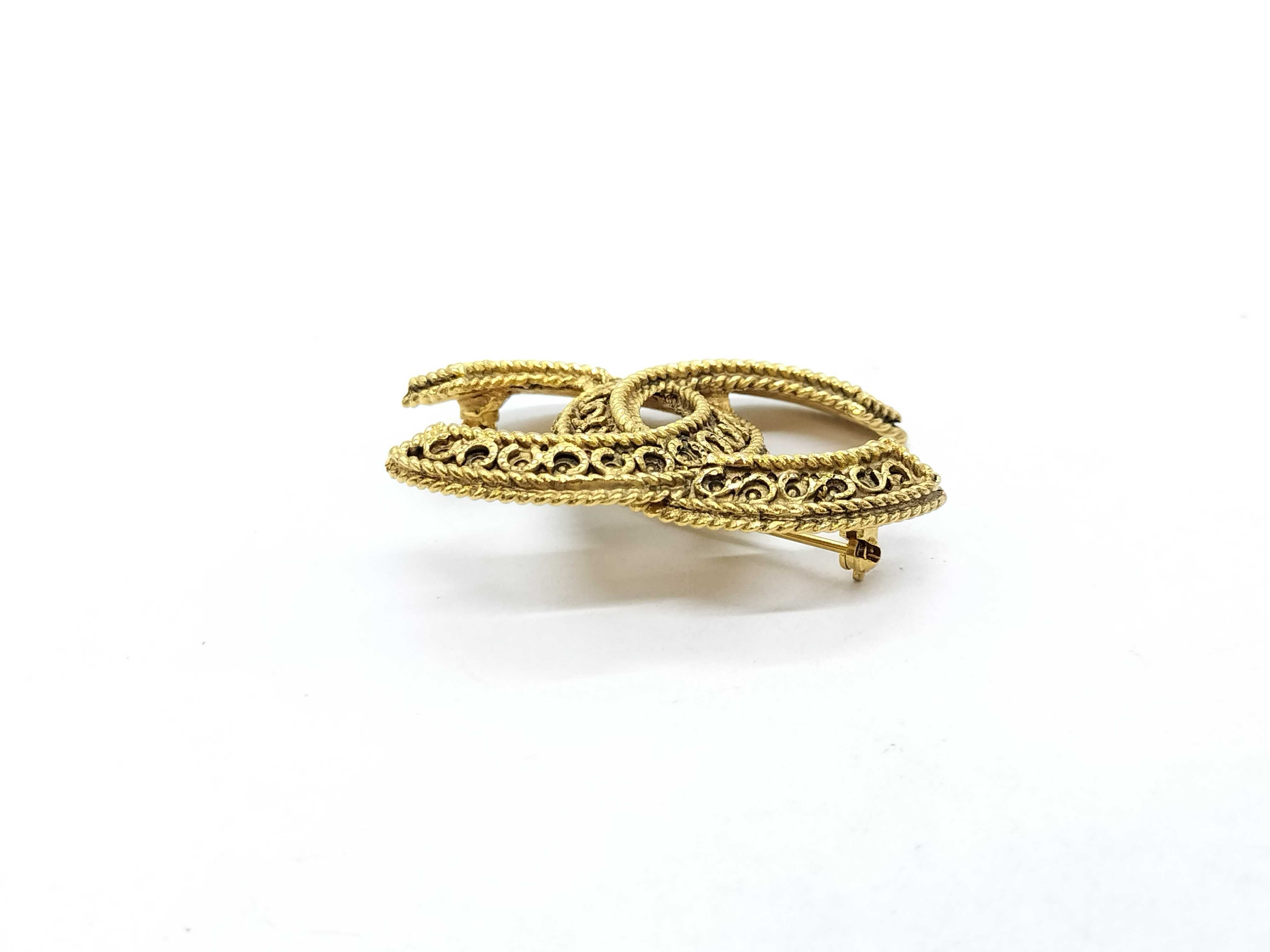 brooch 1108 Coco Mark Gold, no year stamped. — view 3