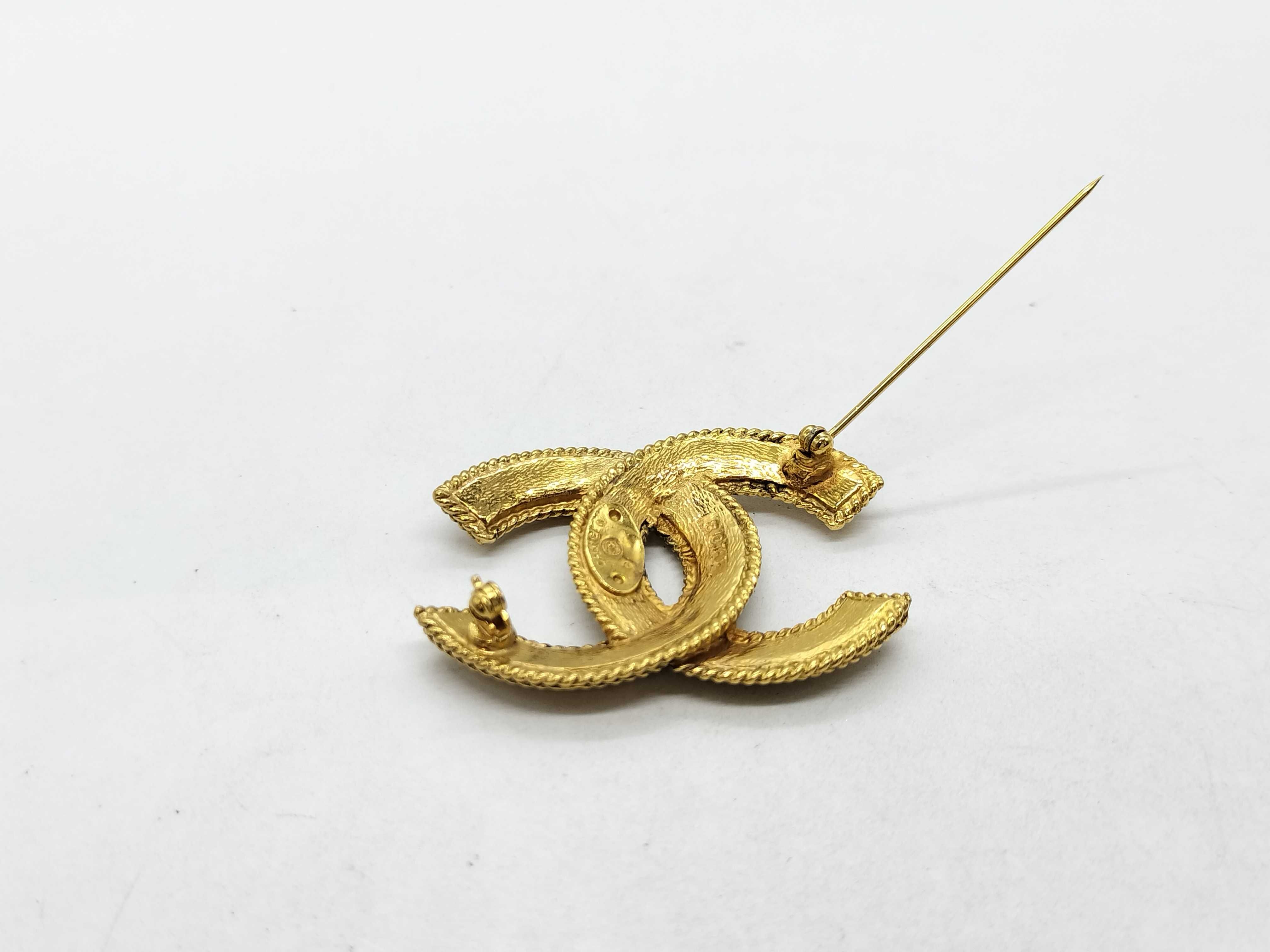 brooch 1108 Coco Mark Gold, no year stamped. — view 4
