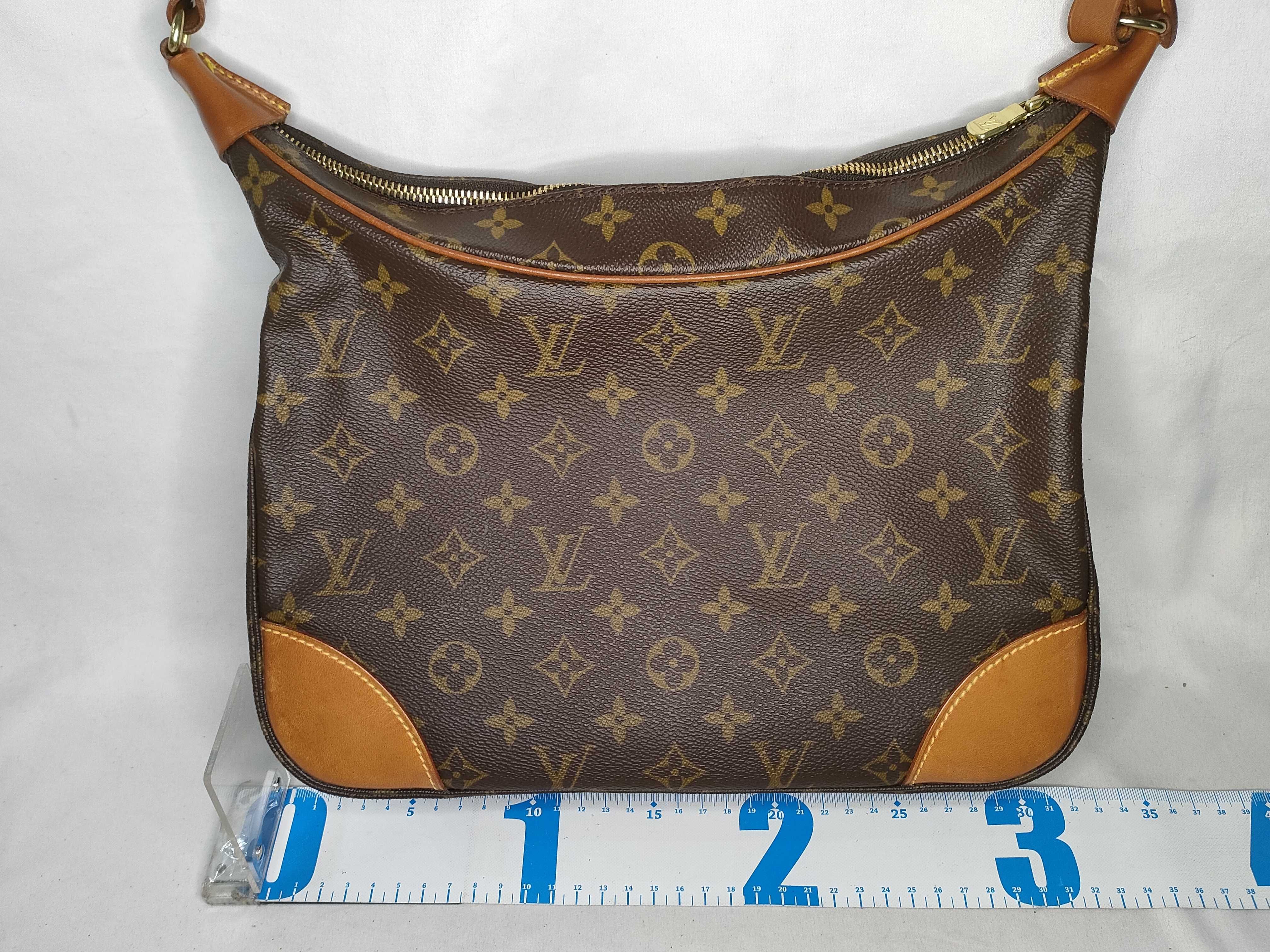 Monogram Boulogne 30 Monogram M51265 Shoulder Bag — view 2