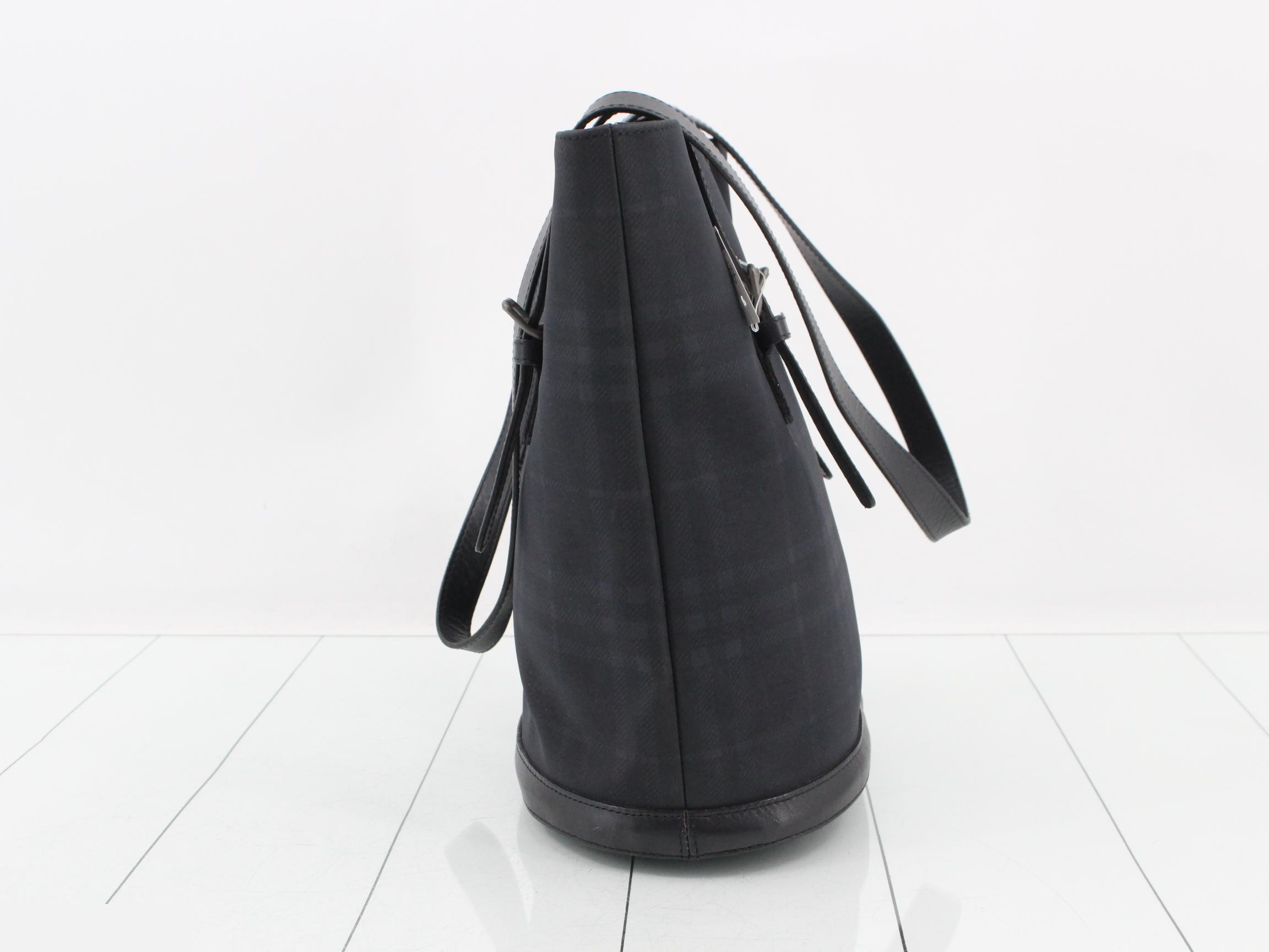 Bucket Tote Bag — view 3