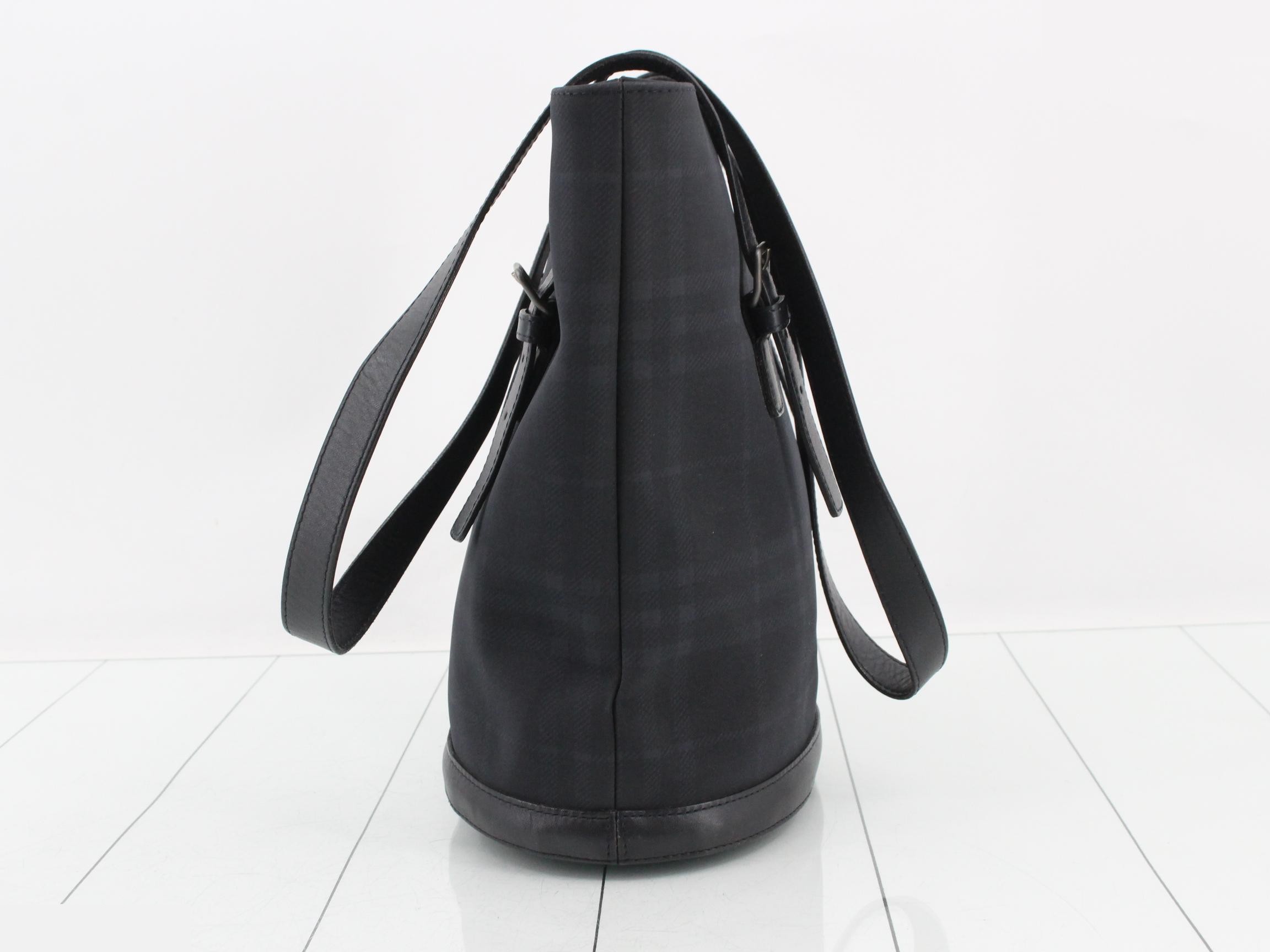 Bucket Tote Bag — view 4
