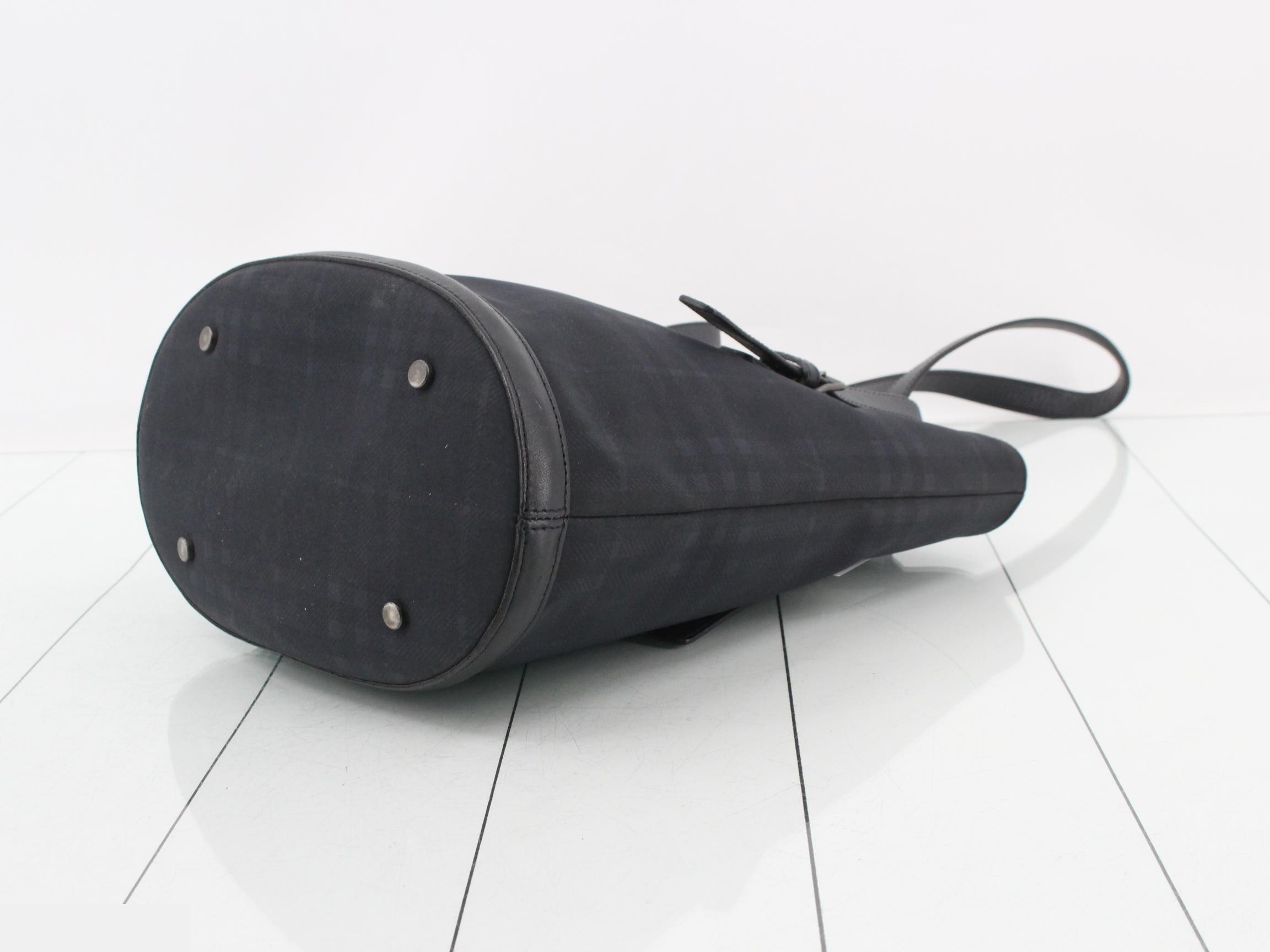 Bucket Tote Bag — view 6