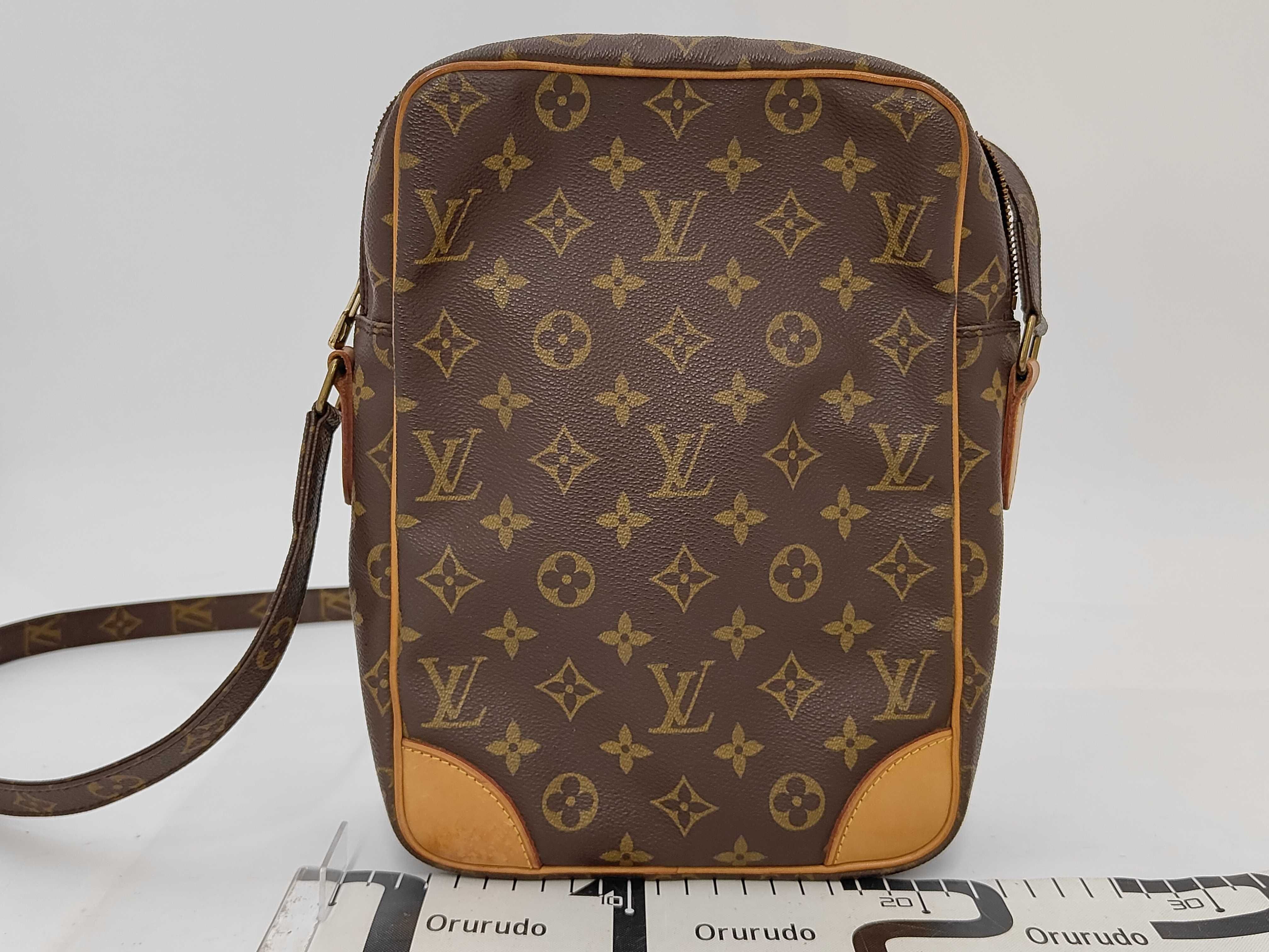 Monogram Louis Vuitton Danube MM Shoulder Bag Monogram M45264 Shoulder Bag — view 2
