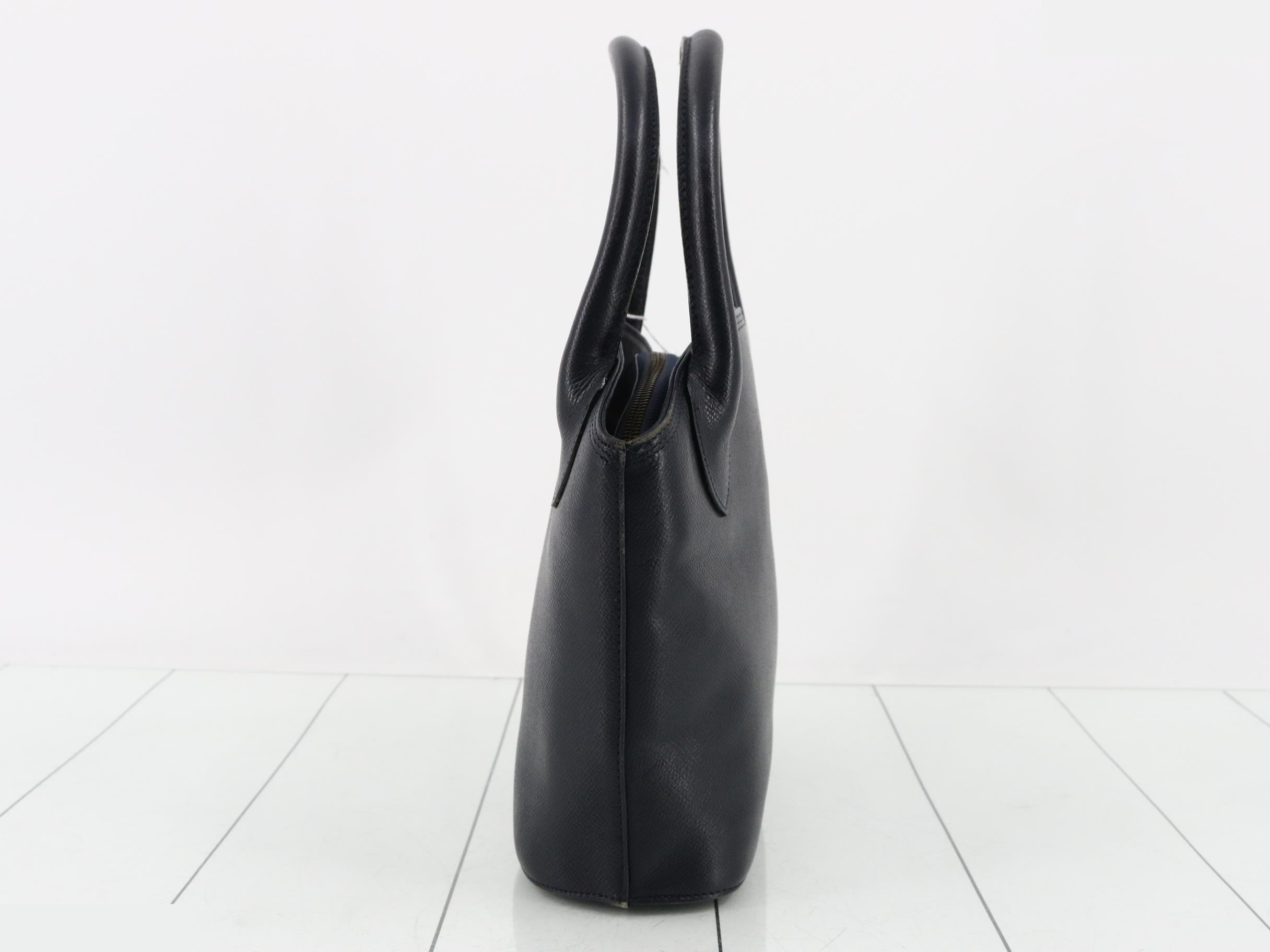 handbag — view 3