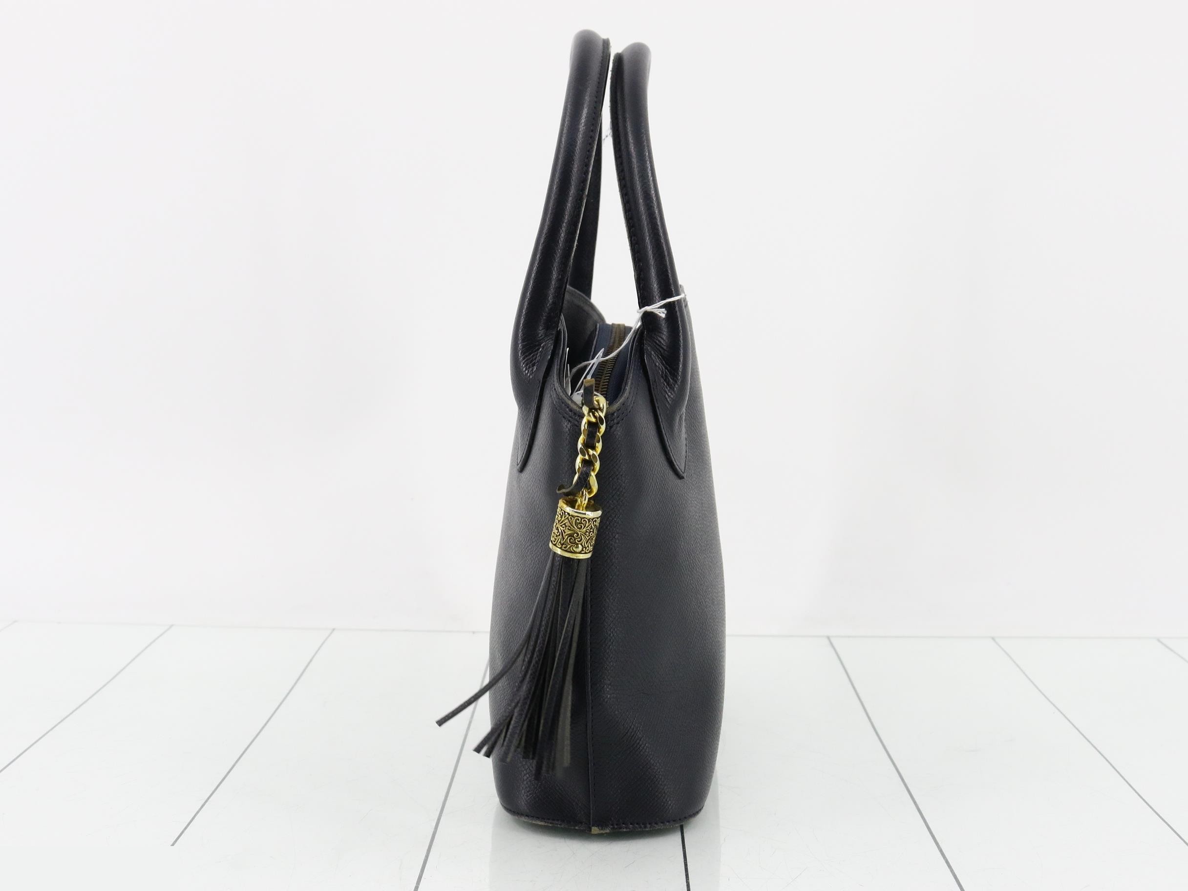 handbag — view 4