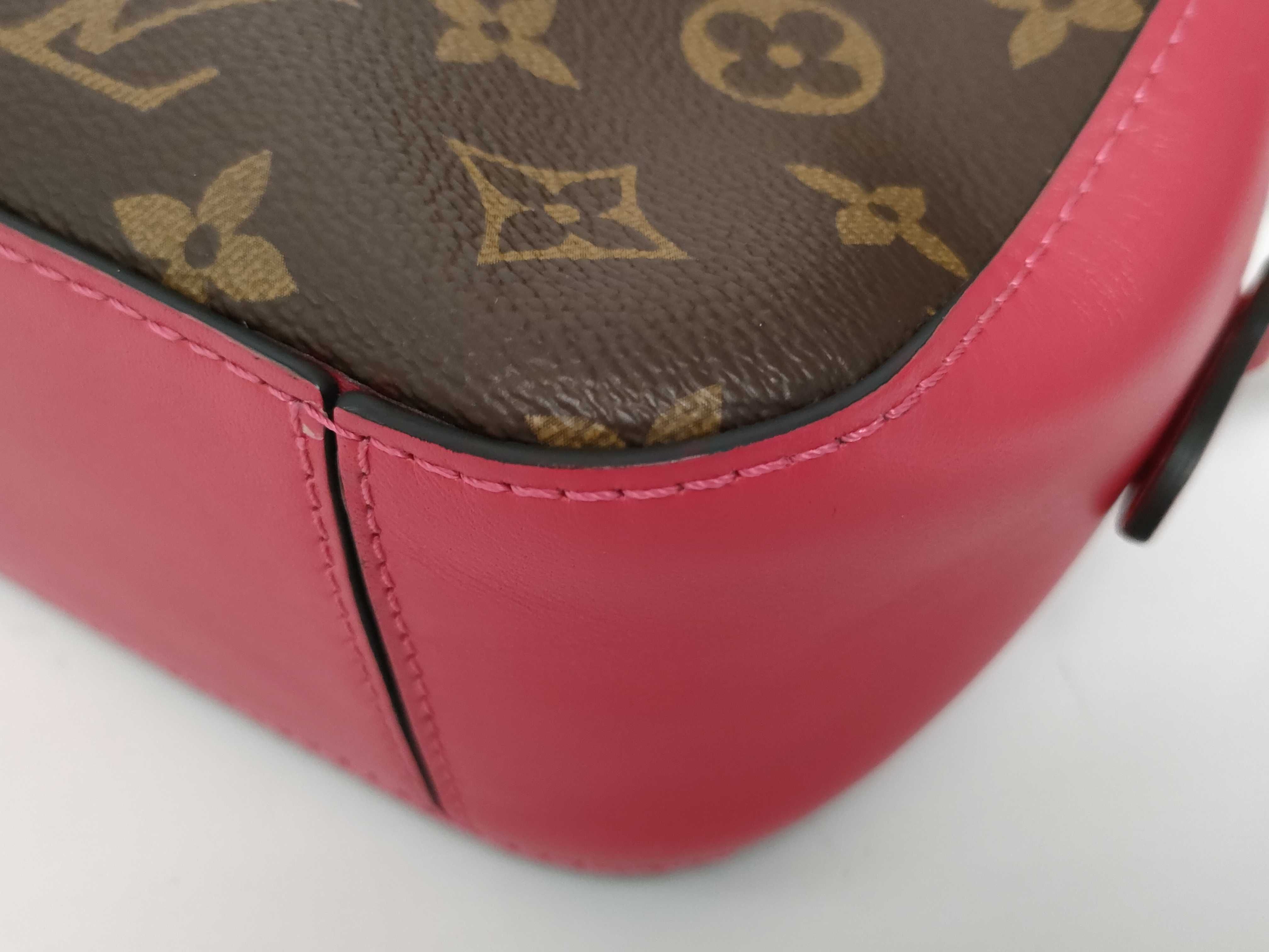 Monogram Saint-Onge M43557 Monogram CA0148 Shoulder Bag — view 4