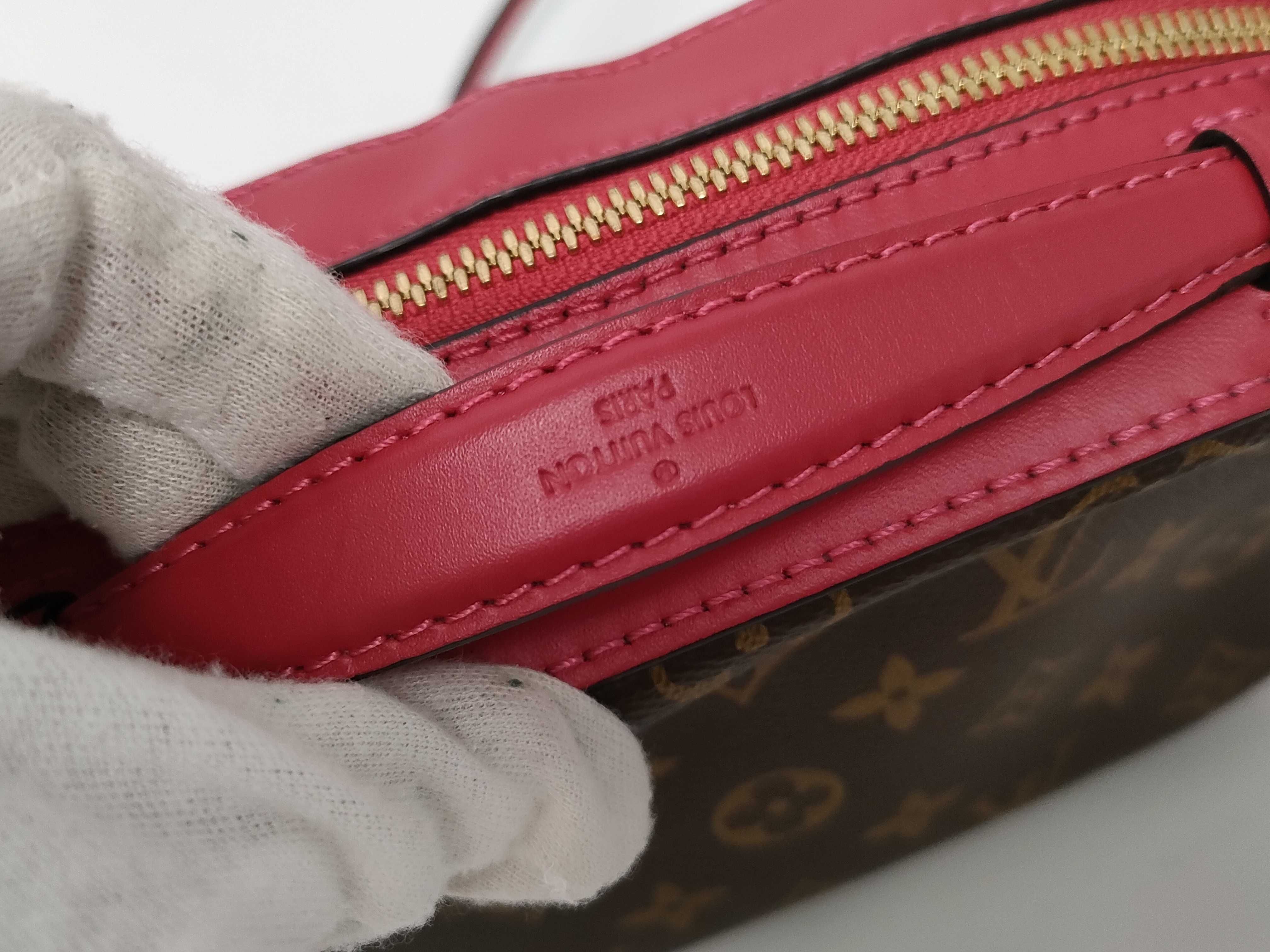 Monogram Saint-Onge M43557 Monogram CA0148 Shoulder Bag — view 8
