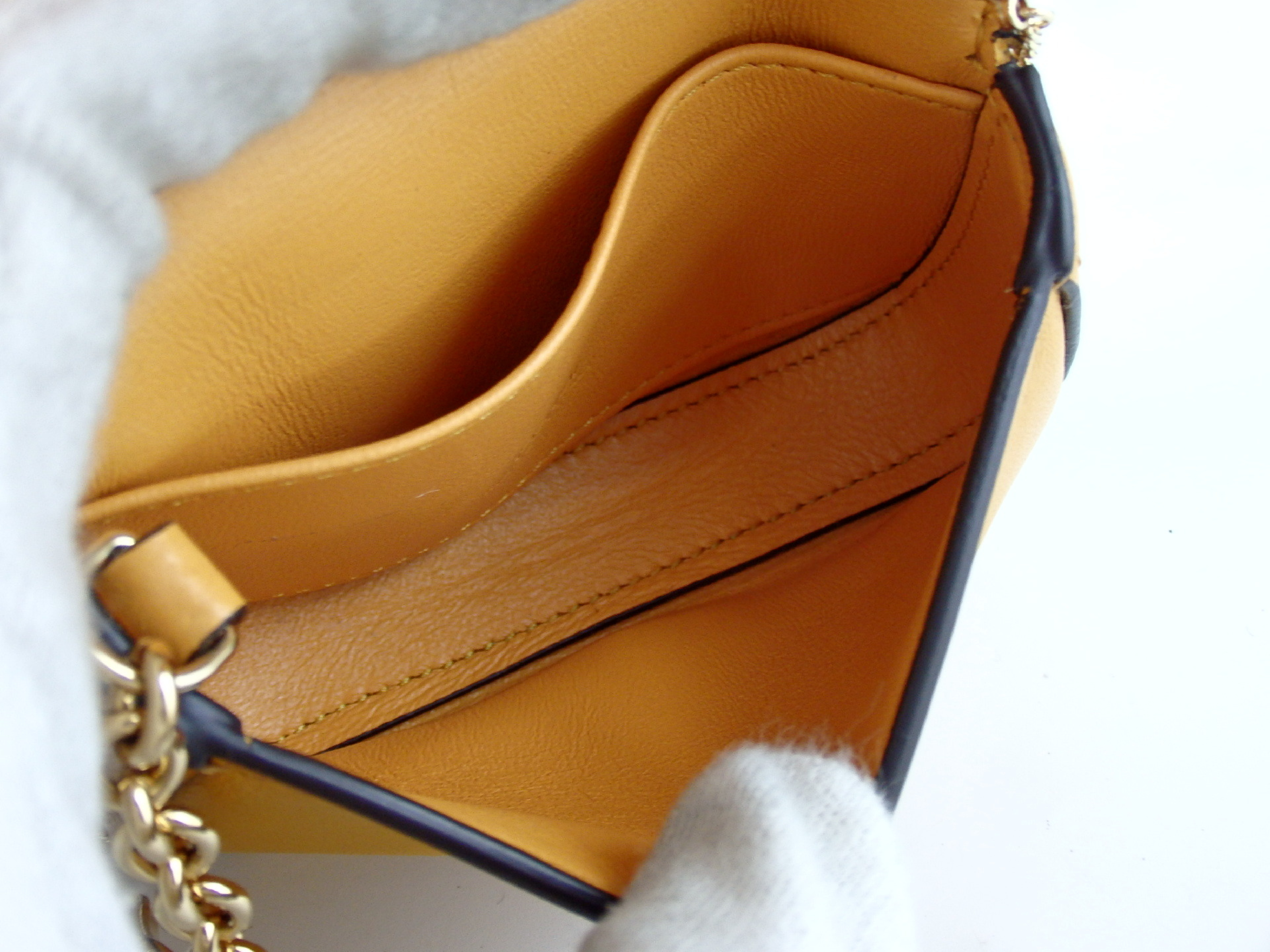 Nano Bucket Chain Shoulder Bag — view 10