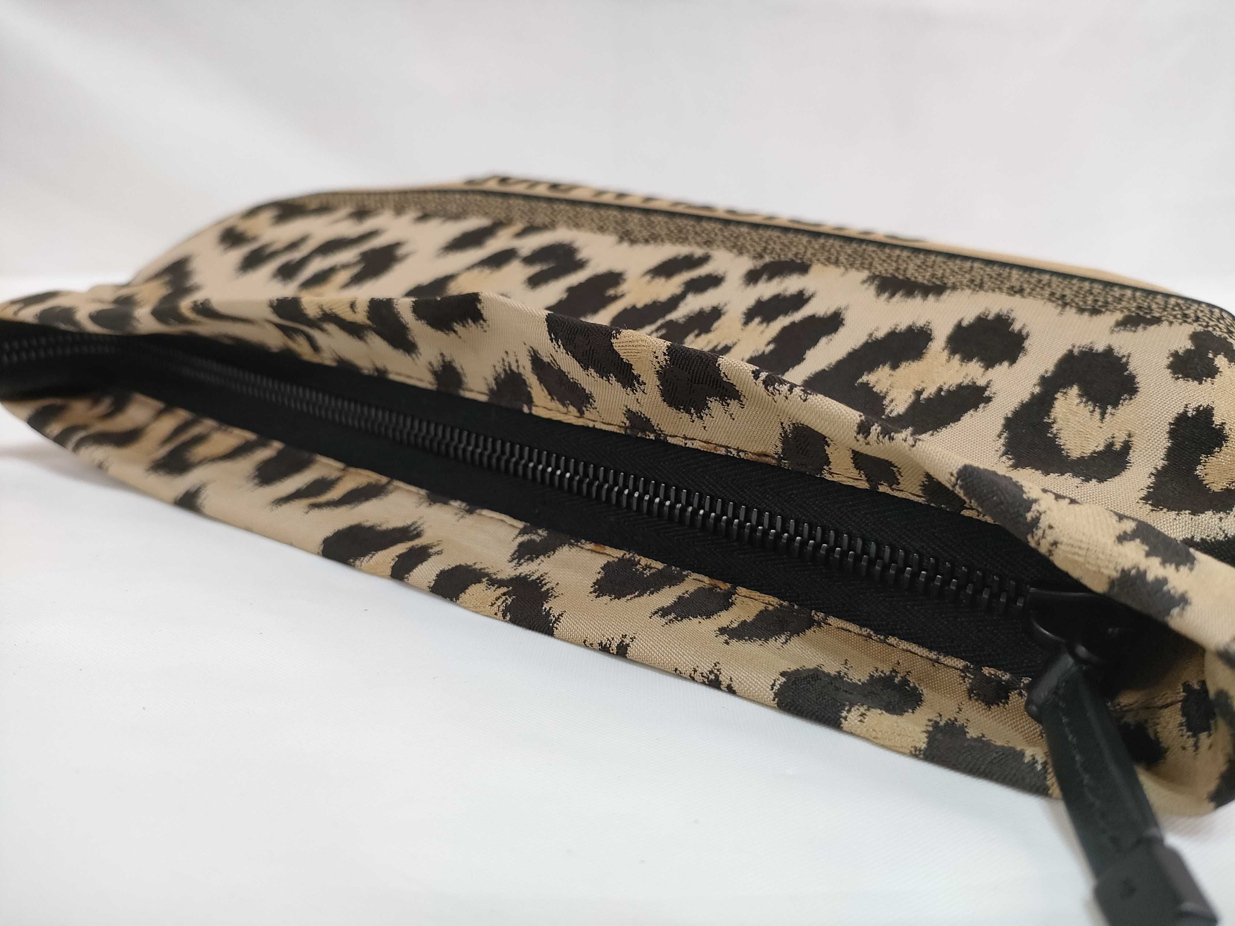 DU-Christian Nylon Clutch Bag Novelty Pouch — view 7