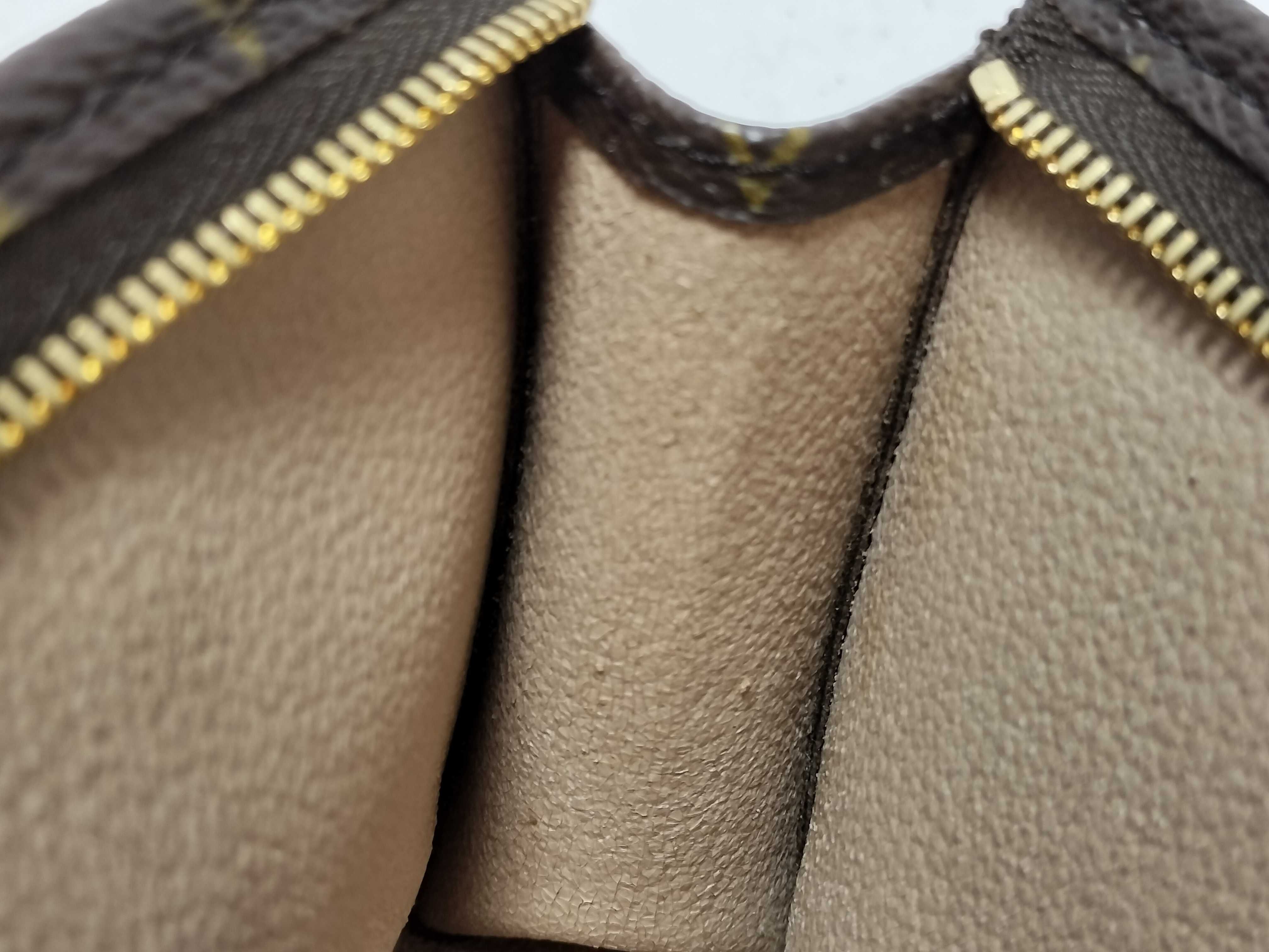 Monogram Louis Vuitton Monogram Troussard Toilette M47546 Pouch — view 11