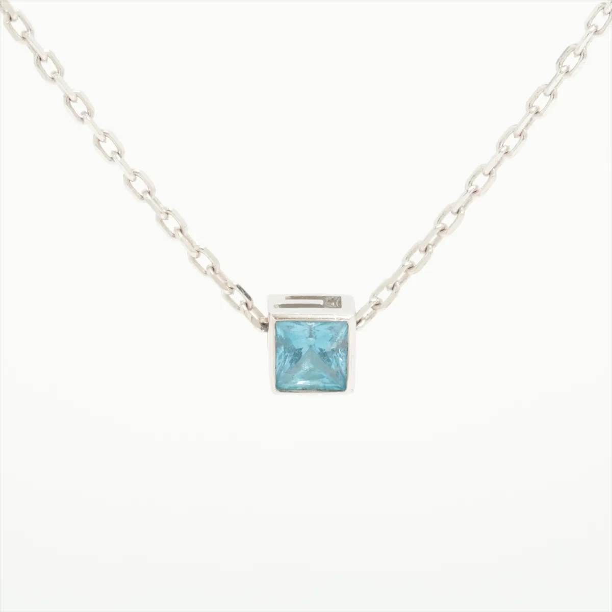 G-Cube Blue Topaz Necklace, 750 (WG), 3.4g,