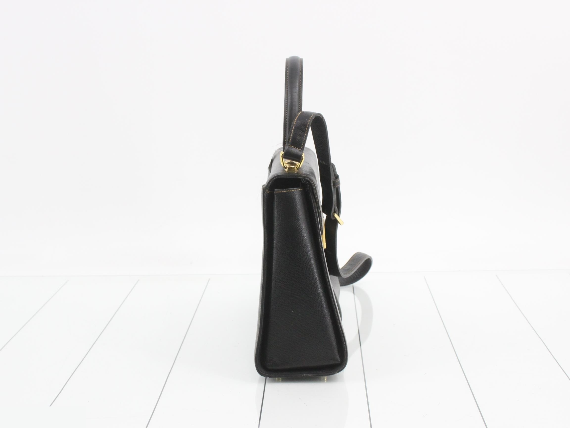 V-lock top handle 2WAY shoulder bag — view 4
