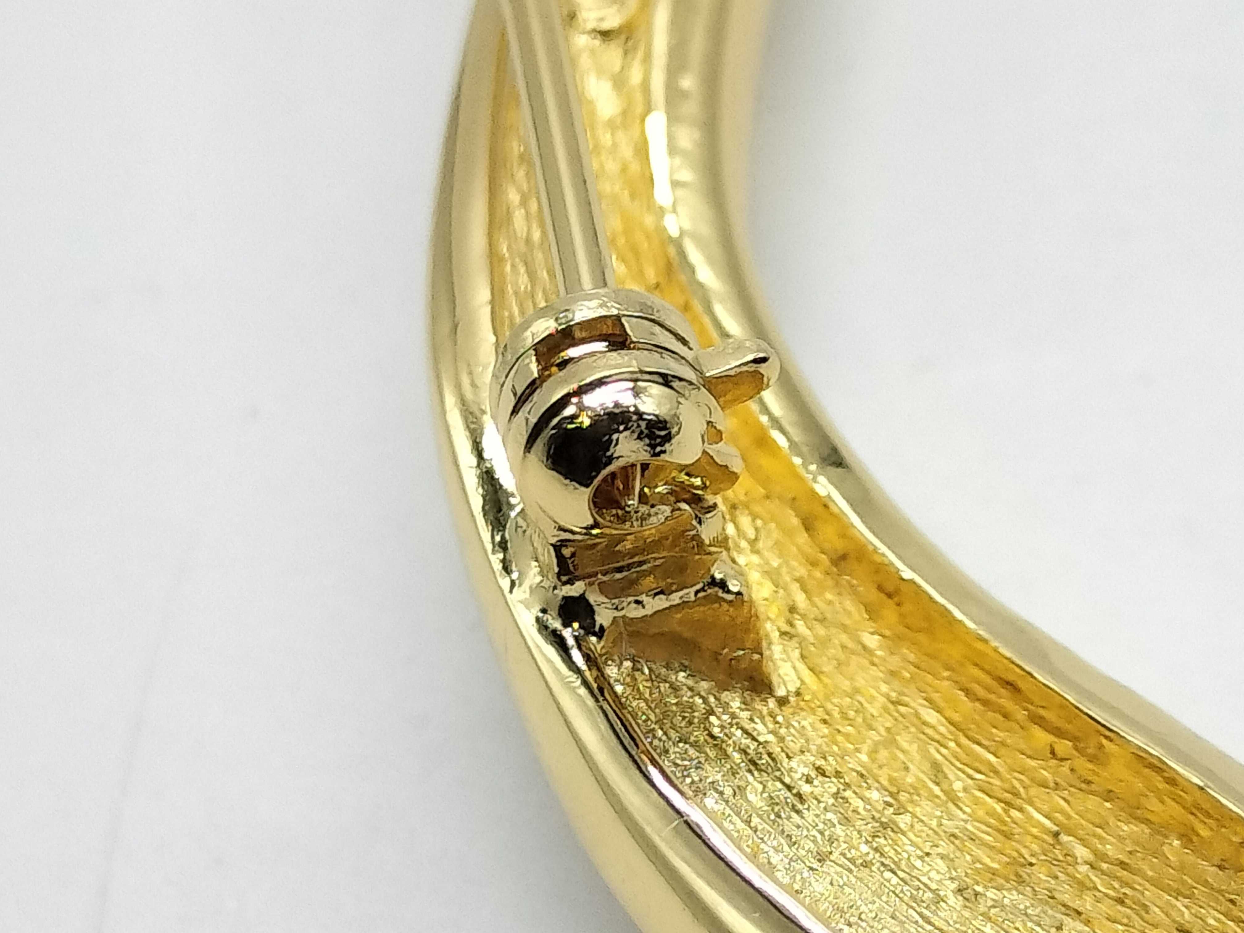 Stone Brooch — view 8