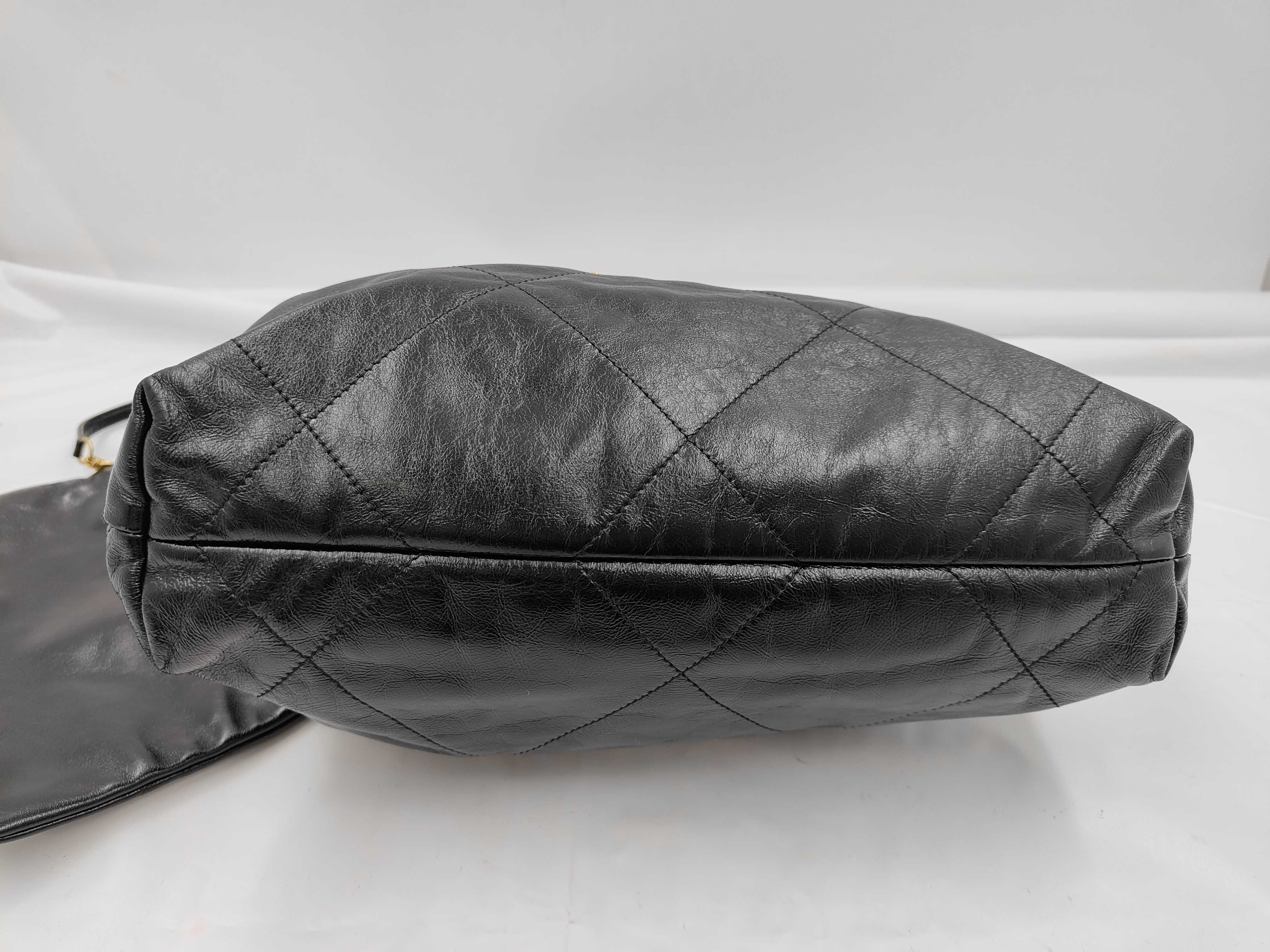 22 Small Black Shiny Calfskin Random AS3260 Bag Pouch Bag — view 6