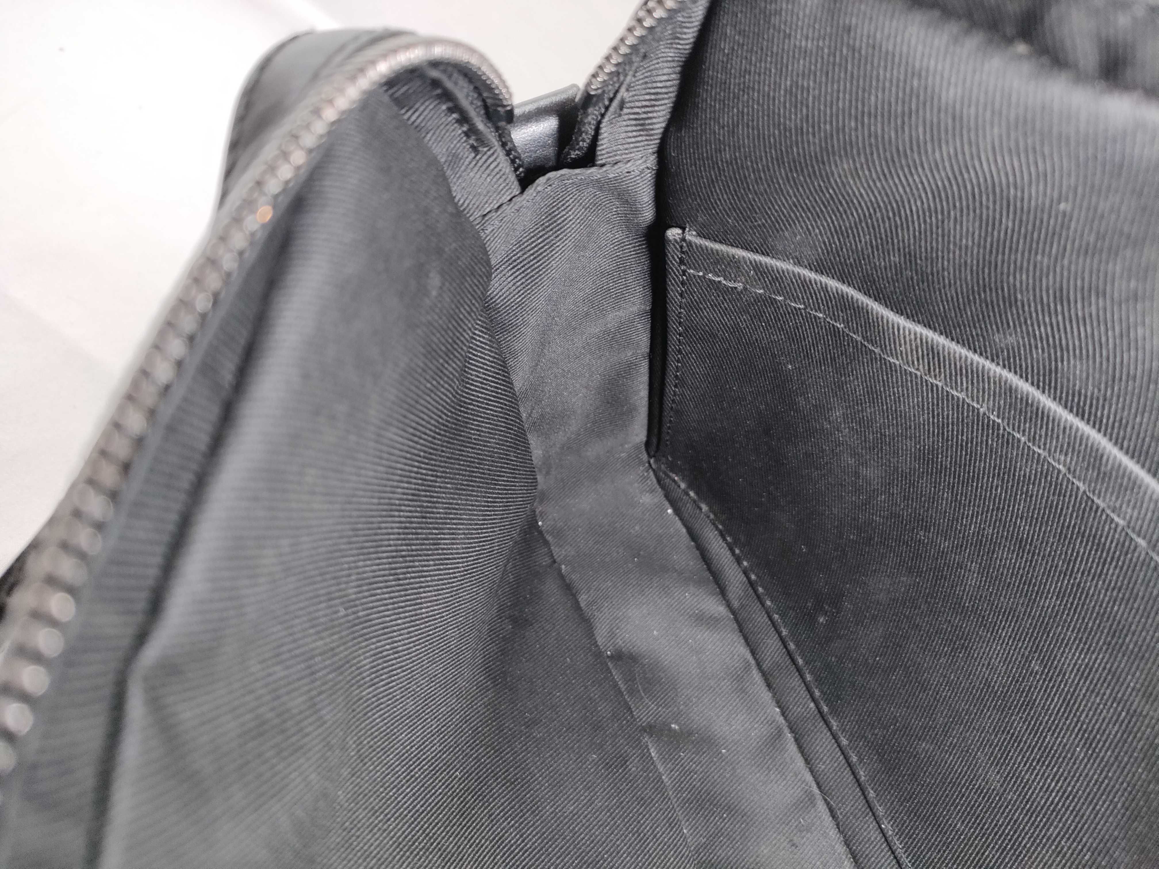 PH- Monogram Shadow Messenger Bag Black Leather M Shoulder Bag — view 11