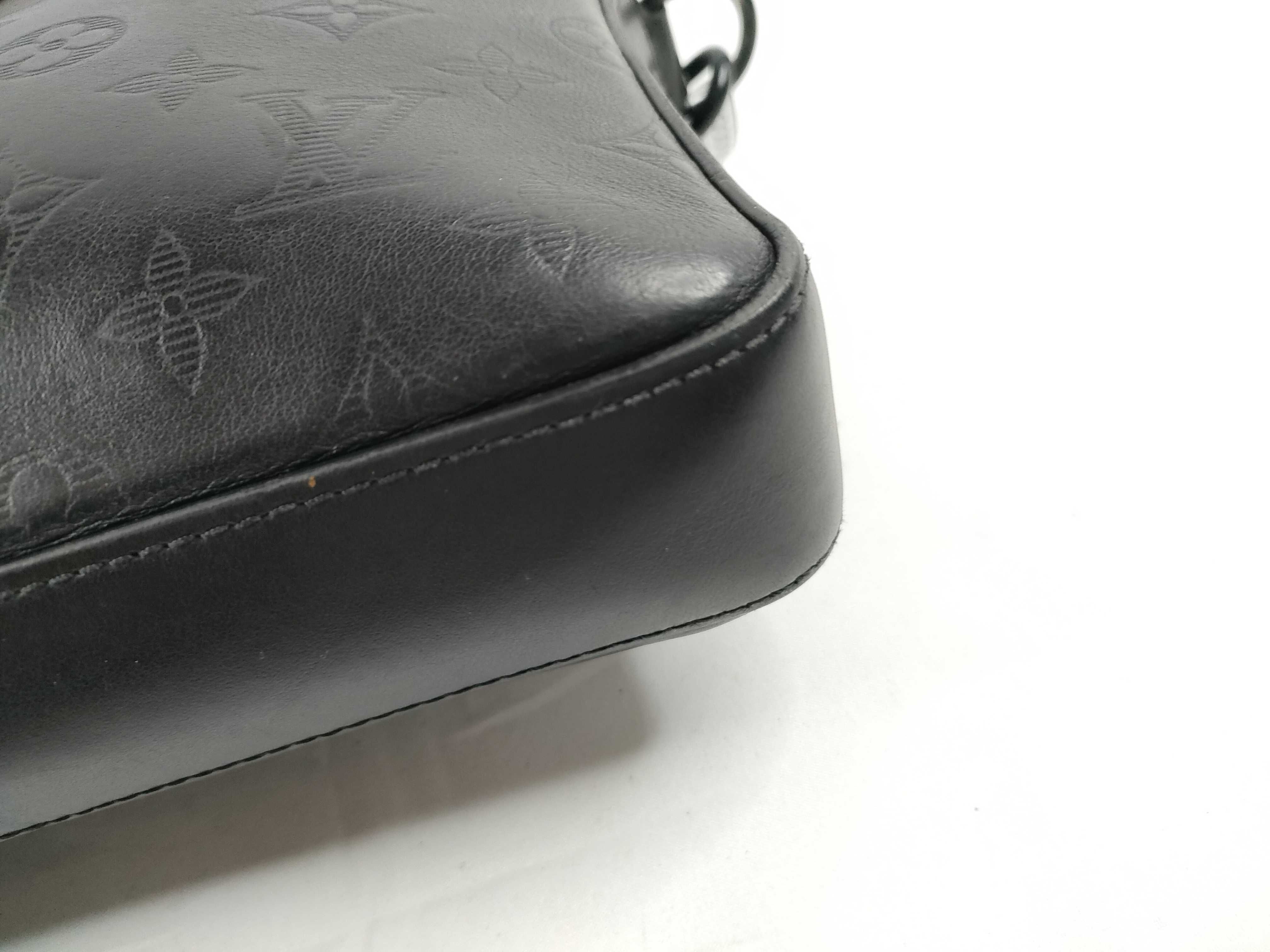PH- Monogram Shadow Messenger Bag Black Leather M Shoulder Bag — view 5