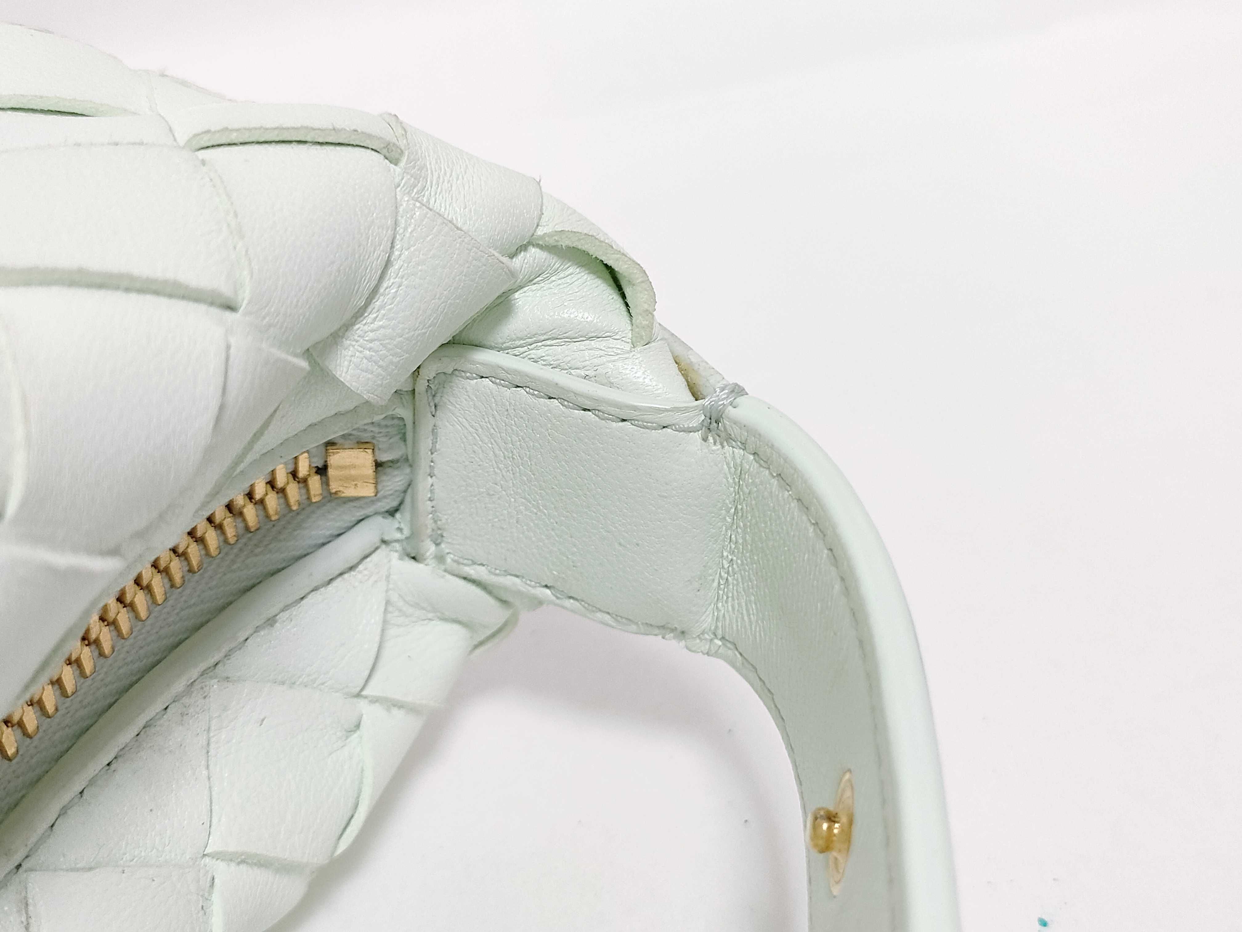 Intrecciato Bottega Veneta Wallace Intrecciato Shoulder Bag — view 6
