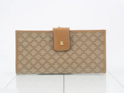 Celine??? Macadam??? Wallet??? Long wallet