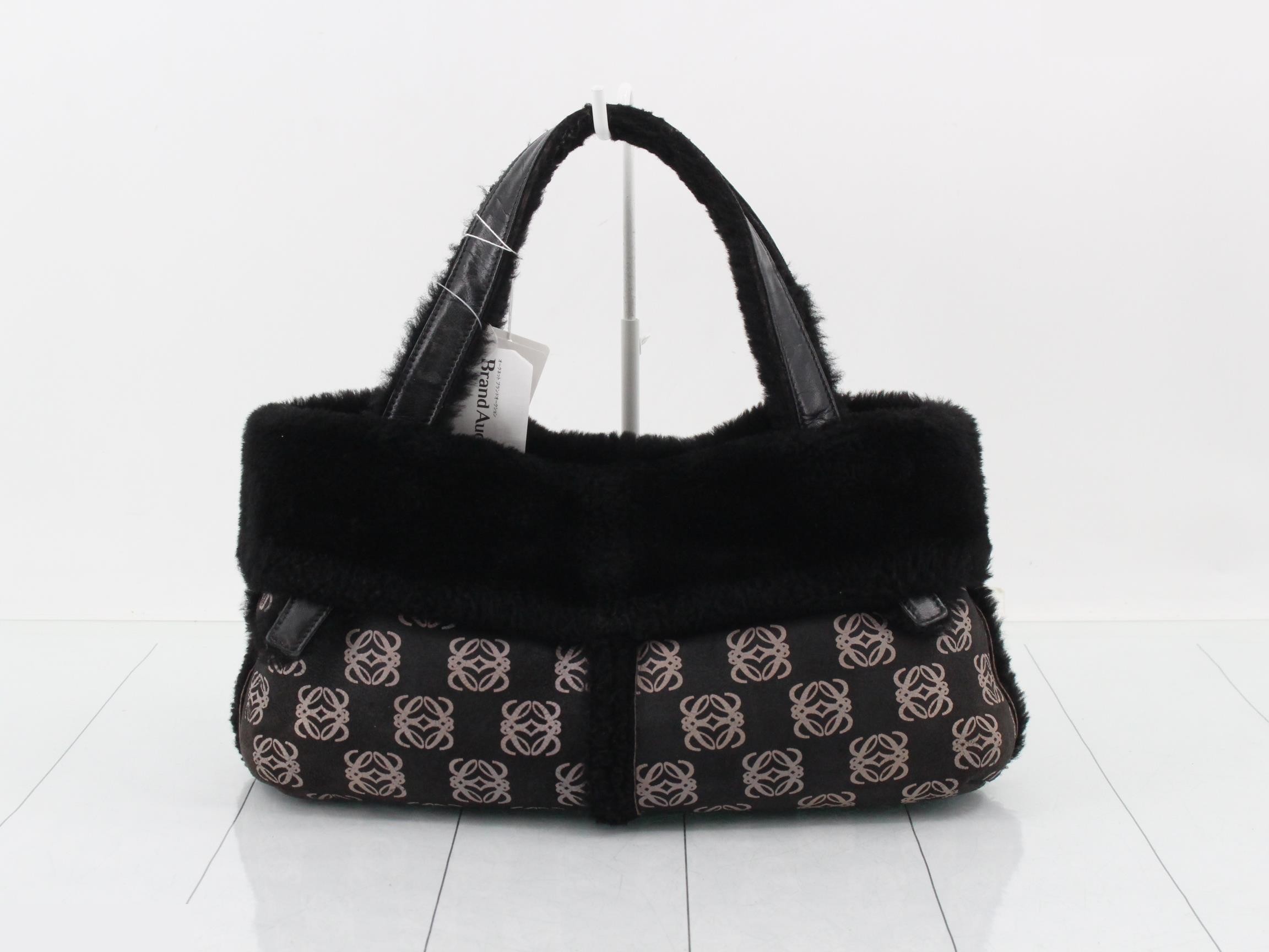 handbag — view 2