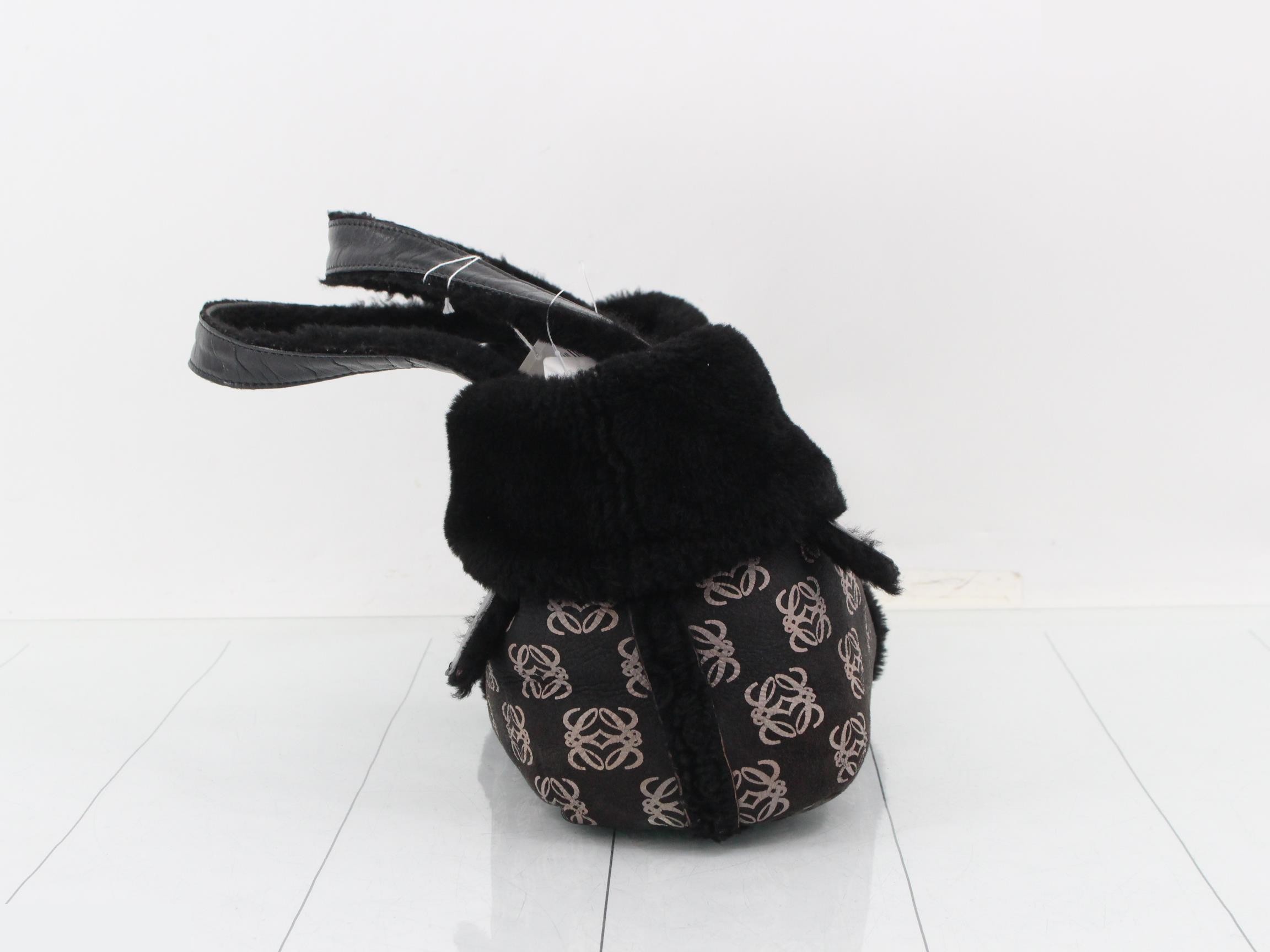 handbag — view 3