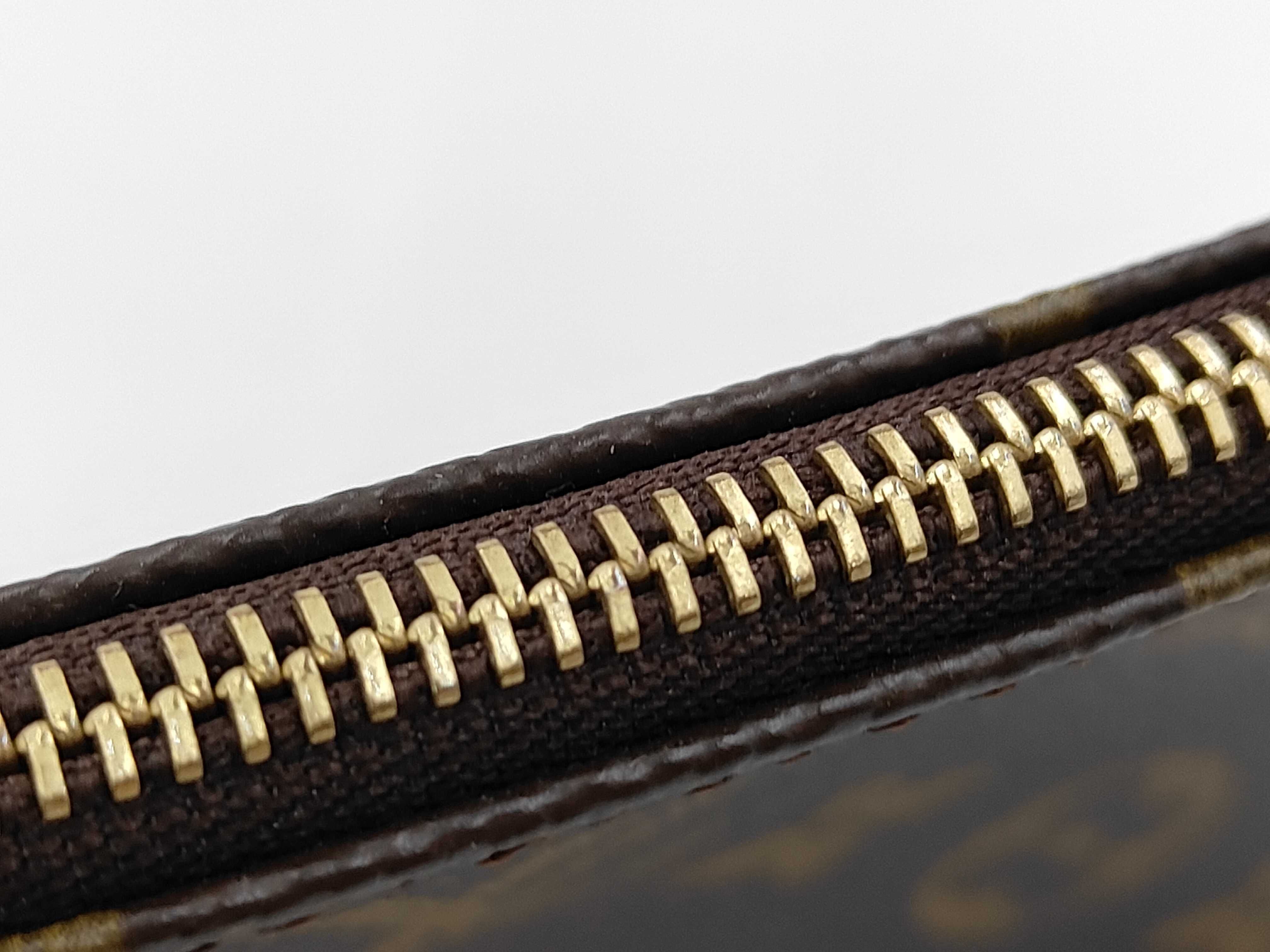 Monogram M40712 Pochette Accessoires Handbag with Stamp — view 8