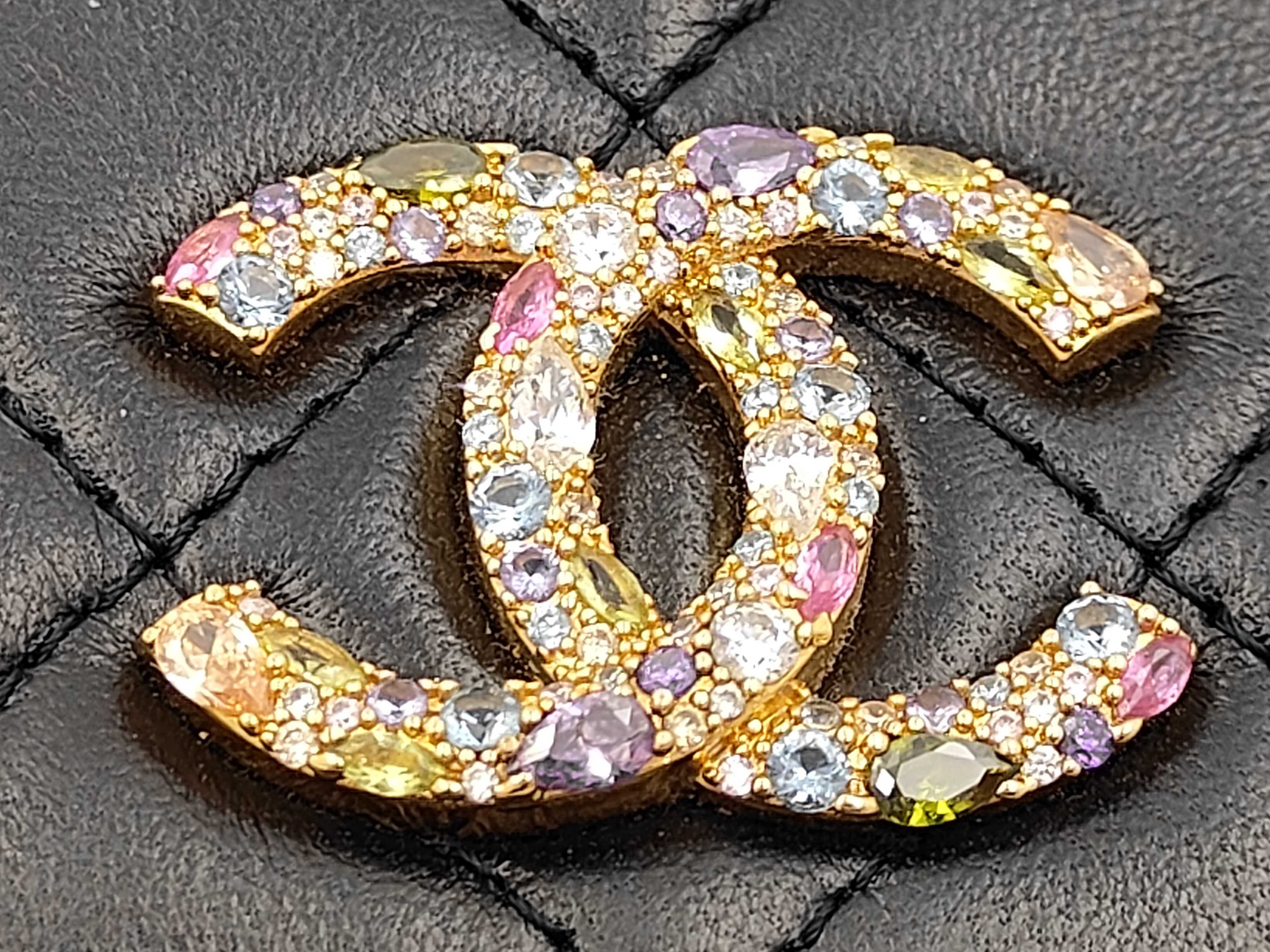 Matelassé Jewel Chain Wallet Shoulder Bag — view 8