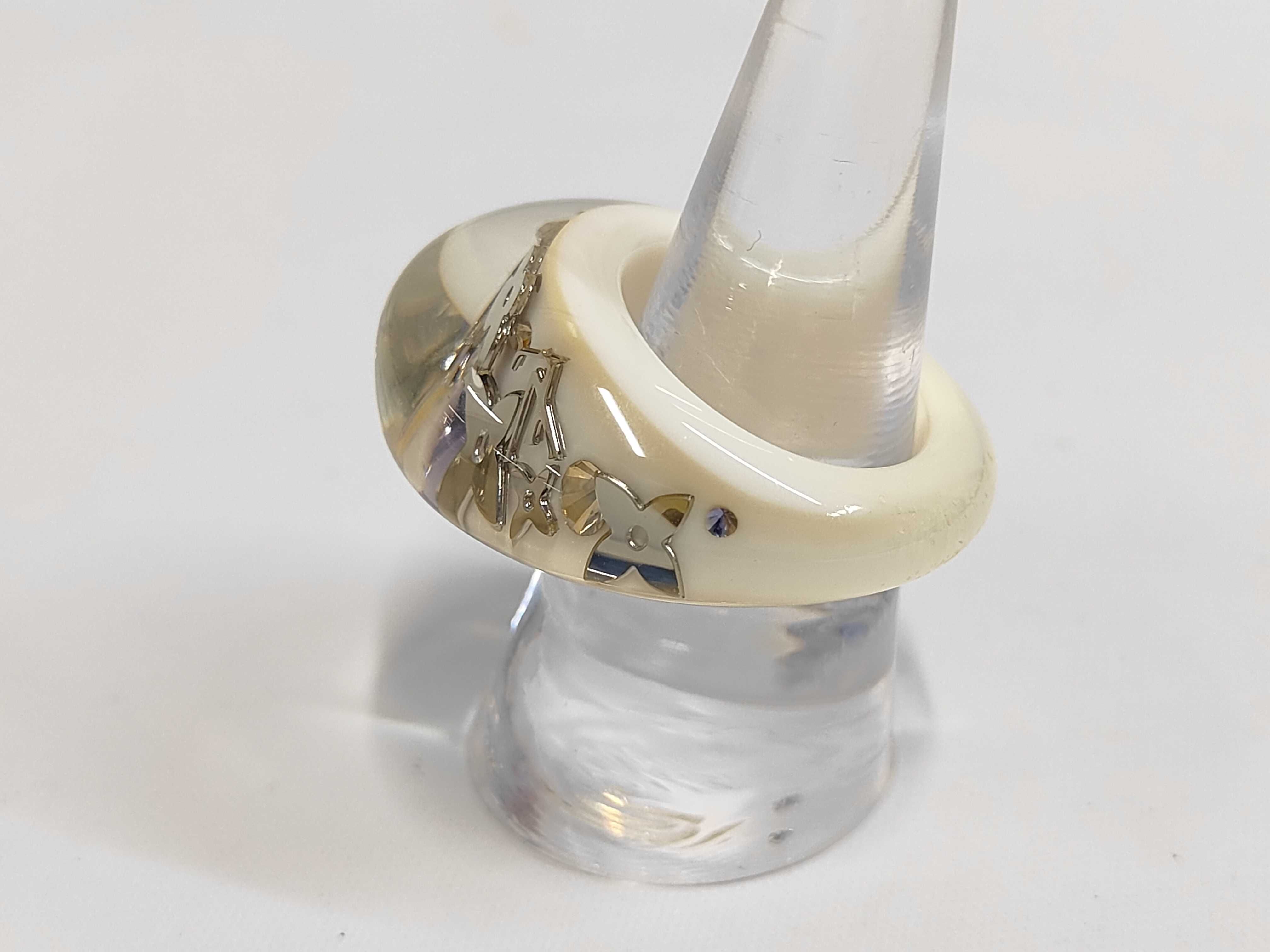 Inclusion Ring — view 2