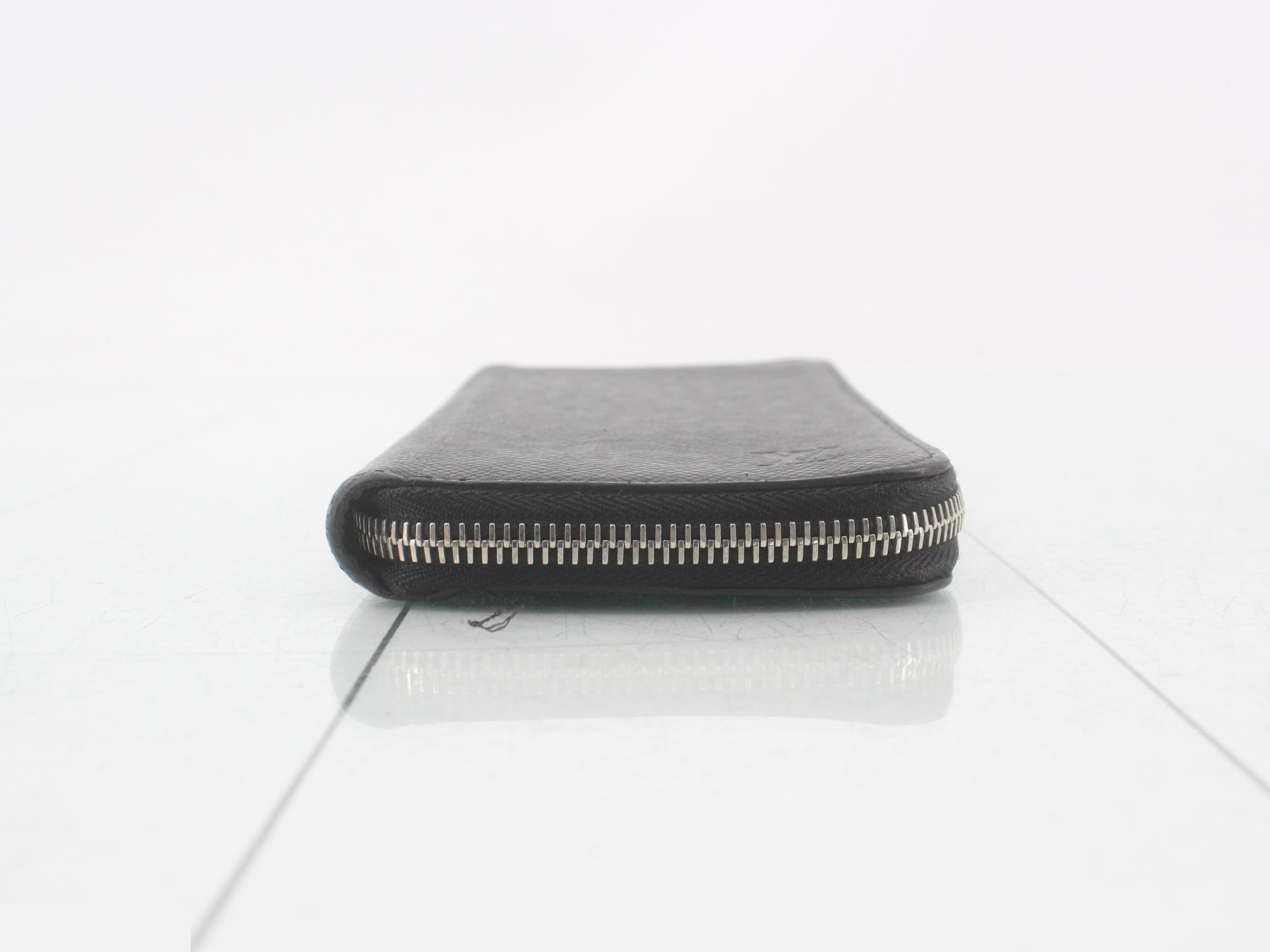 Zippy Wallet Vertical Noir — view 3