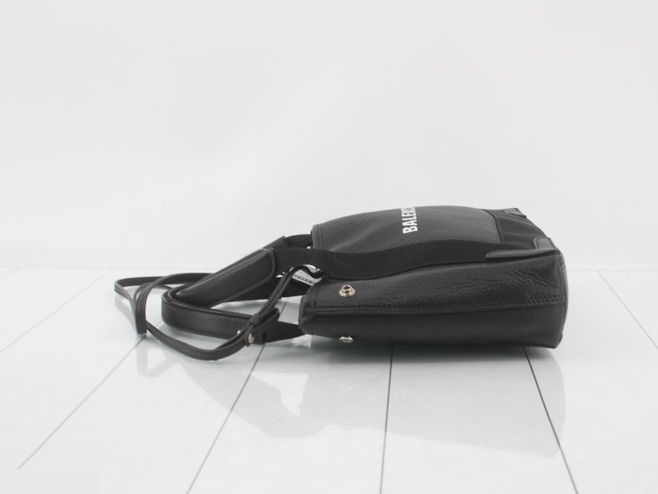 Navy Cabas handbag with pouch, black — view 4