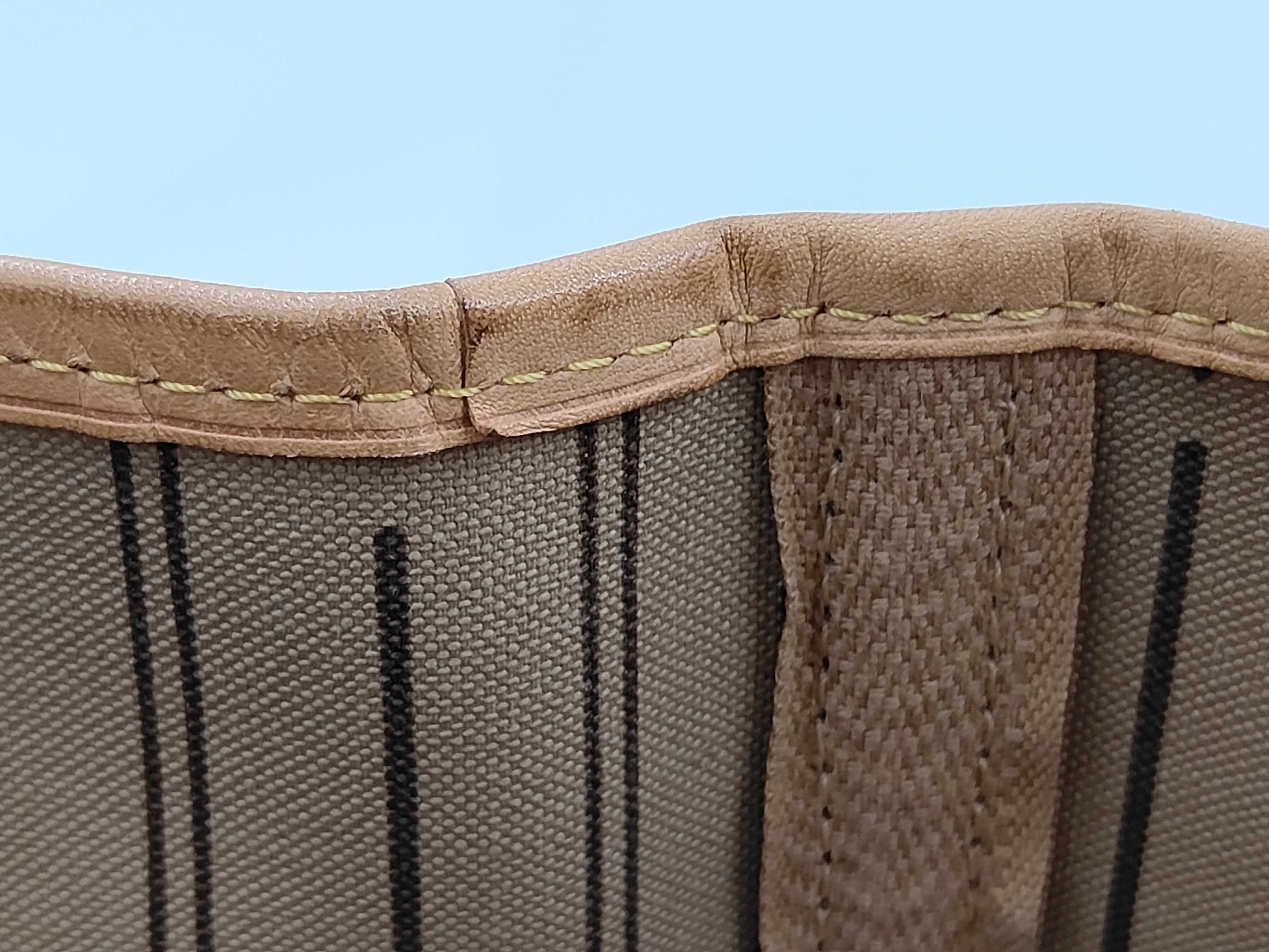 Monogram LV Neverfull GM Tote Bag — view 9