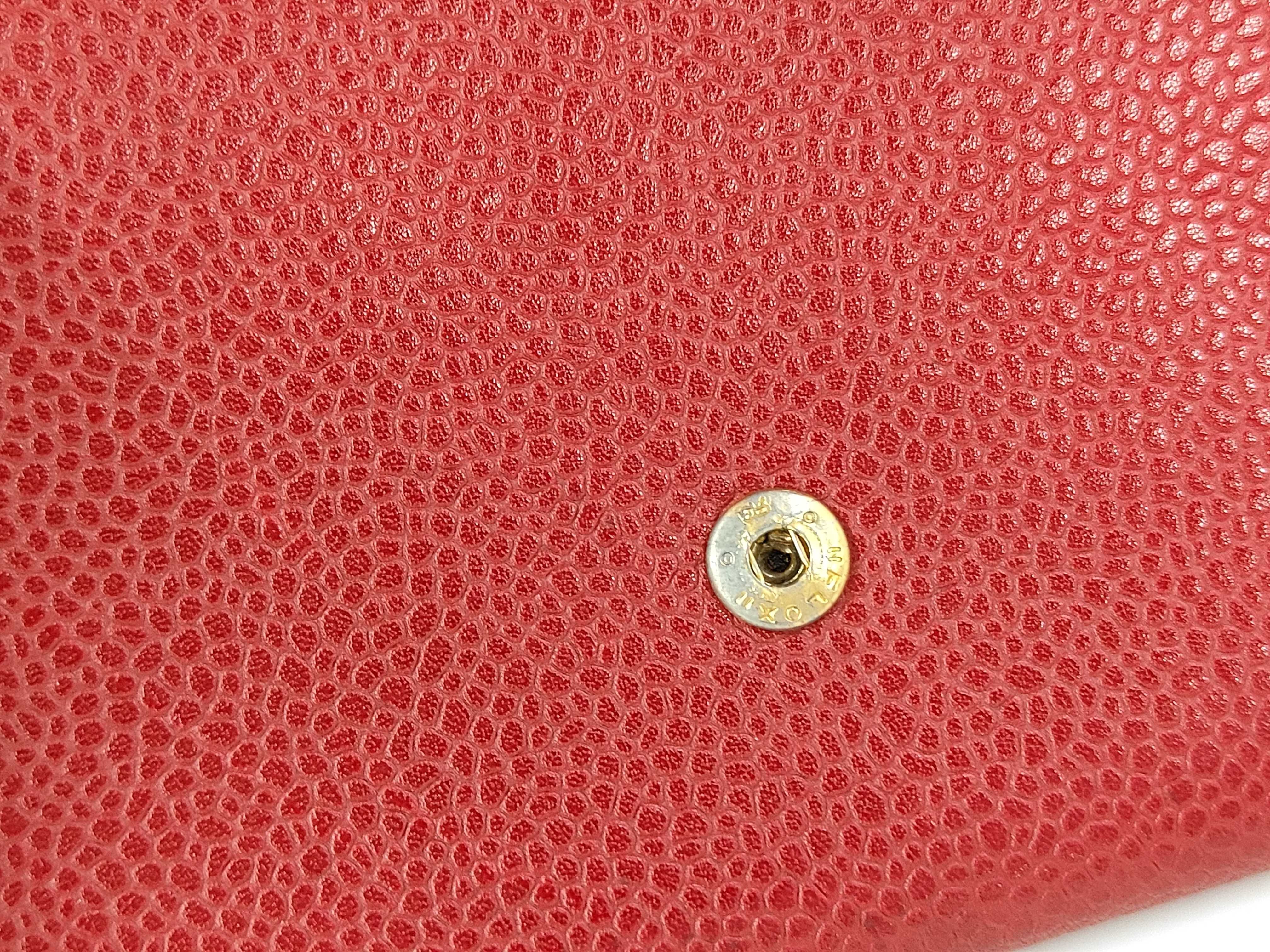 Caviar Skin Chanel Bi-fold Wallet Caviar Gold Hardware Red 4512914 Wallet — view 5