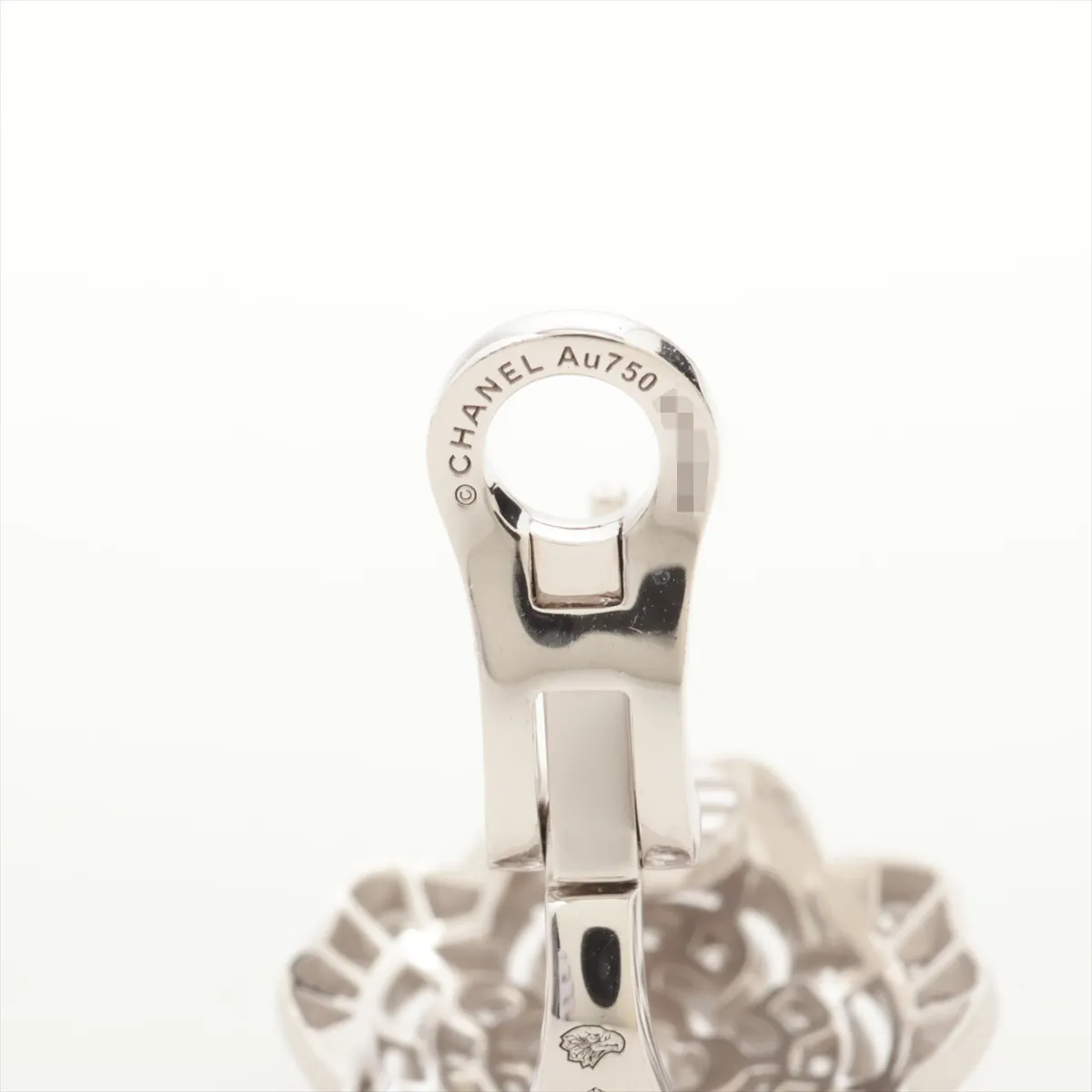 Camellia Diamond Earrings 750(WG) 7.7g EV9369 J12072 — view 5