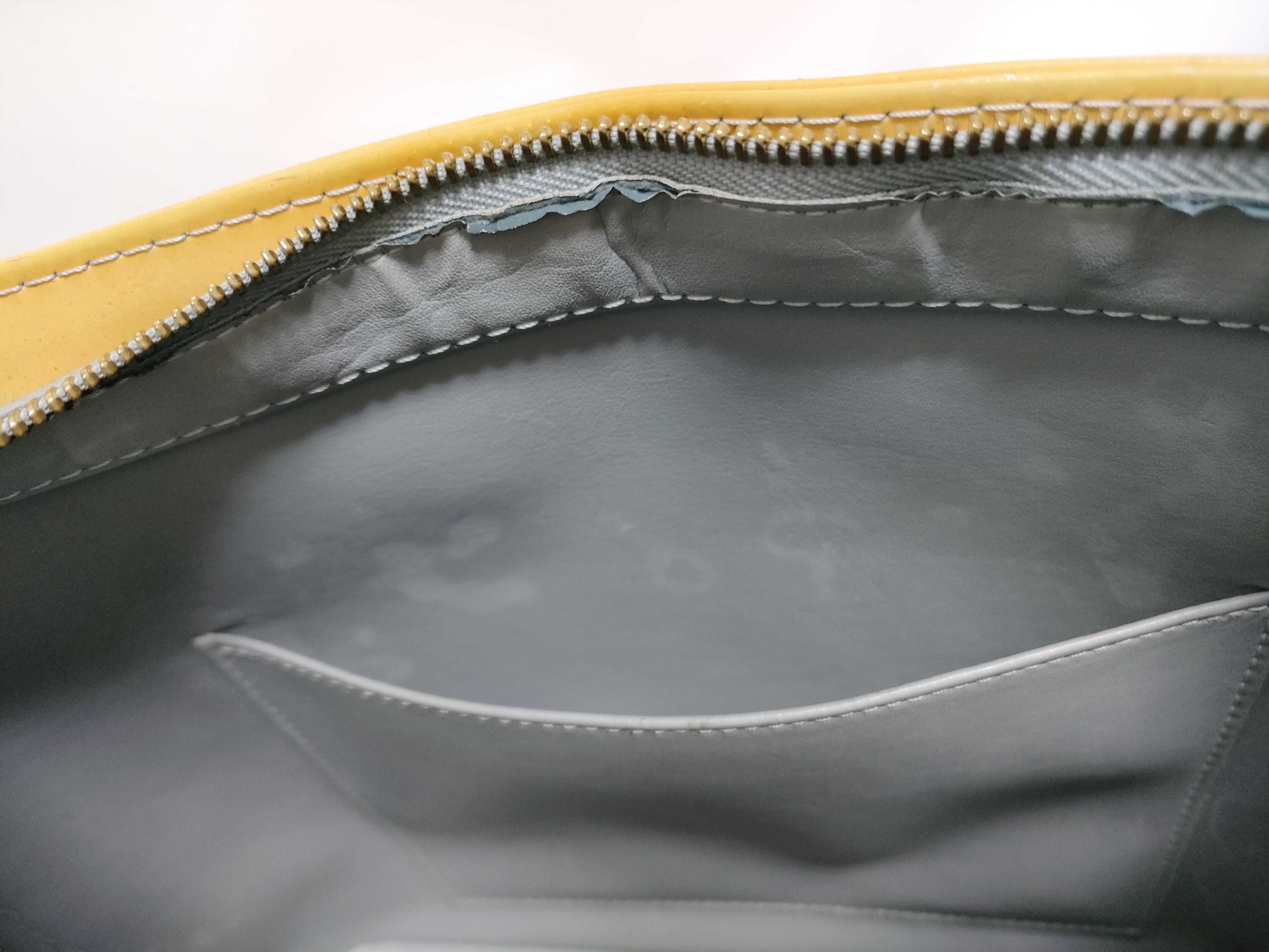 Vernis Louis Vuitton Houston Handbag — view 15