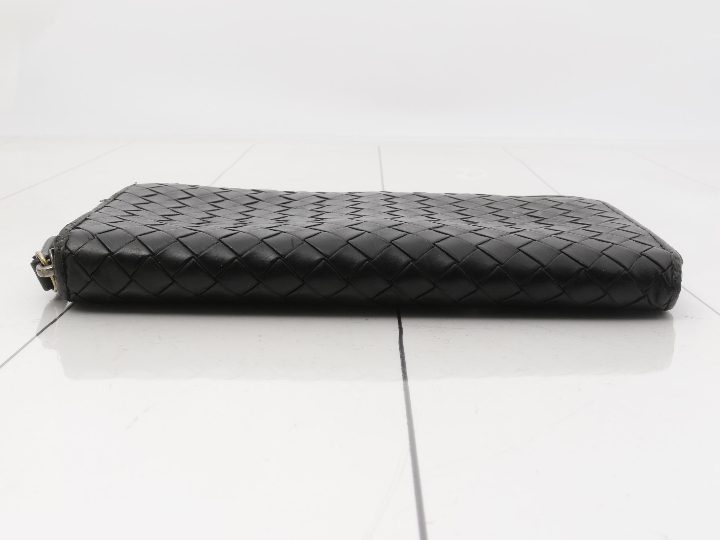 Intrecciato Round Zip Long Wallet — view 3