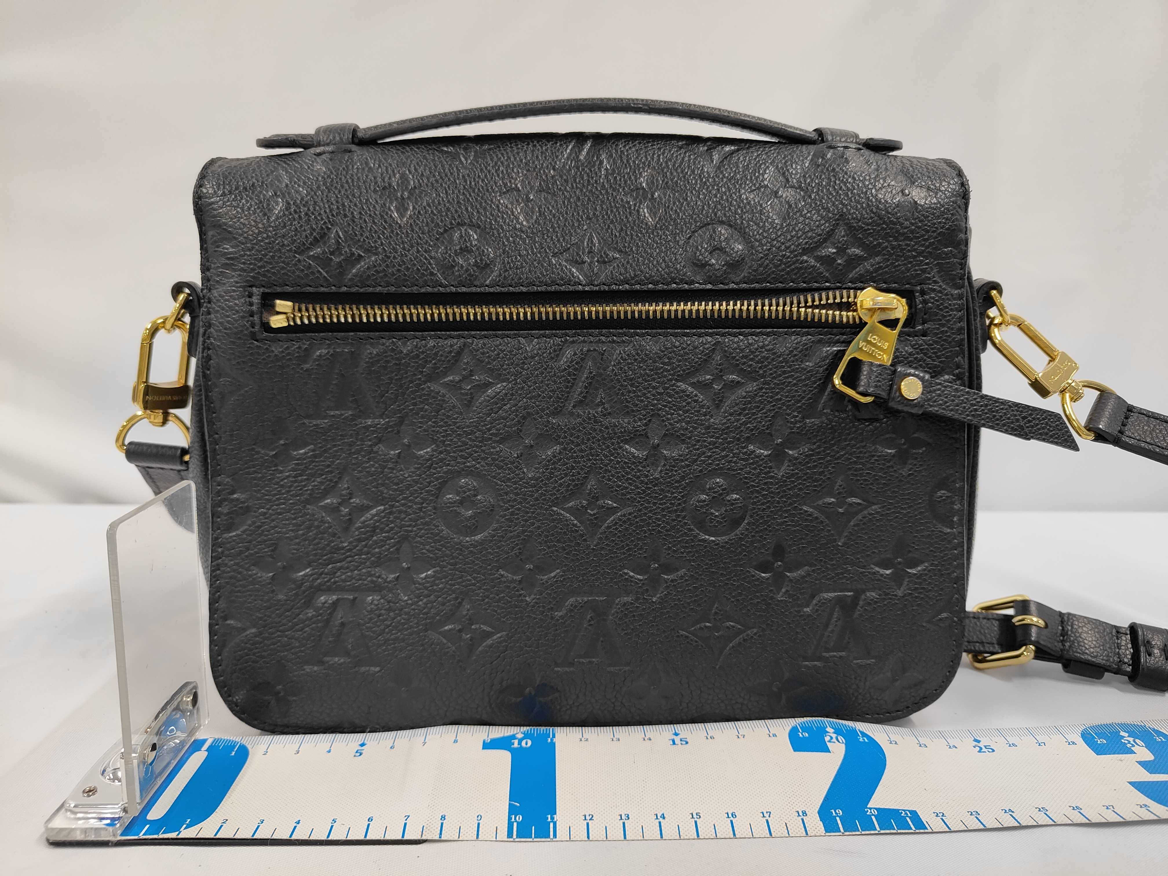 Monogram Empreinte Pochette Métis MM M41487 GI3199 Black (RFID detected) Handbag — view 2