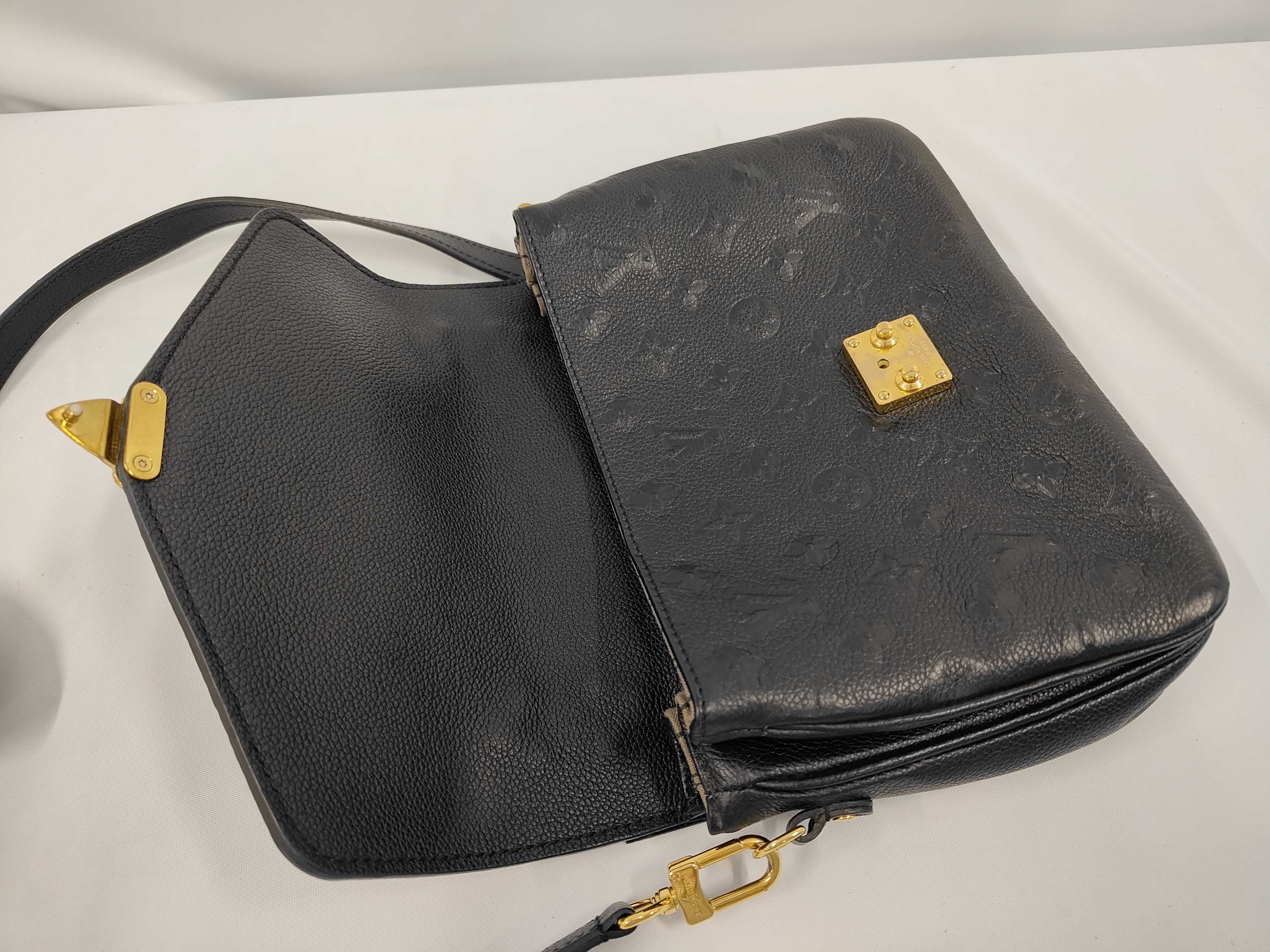 Monogram Empreinte Pochette Métis MM M41487 GI3199 Black (RFID detected) Handbag — view 9