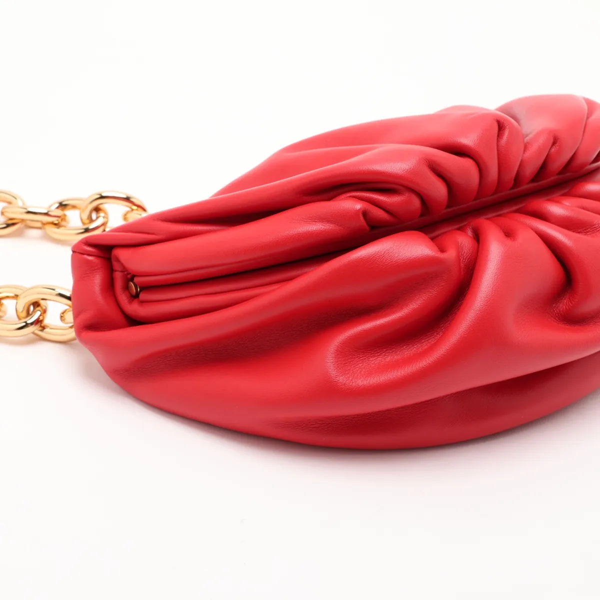 The Chain Pouch Leather Chain Shoulder Bag Red — view 4