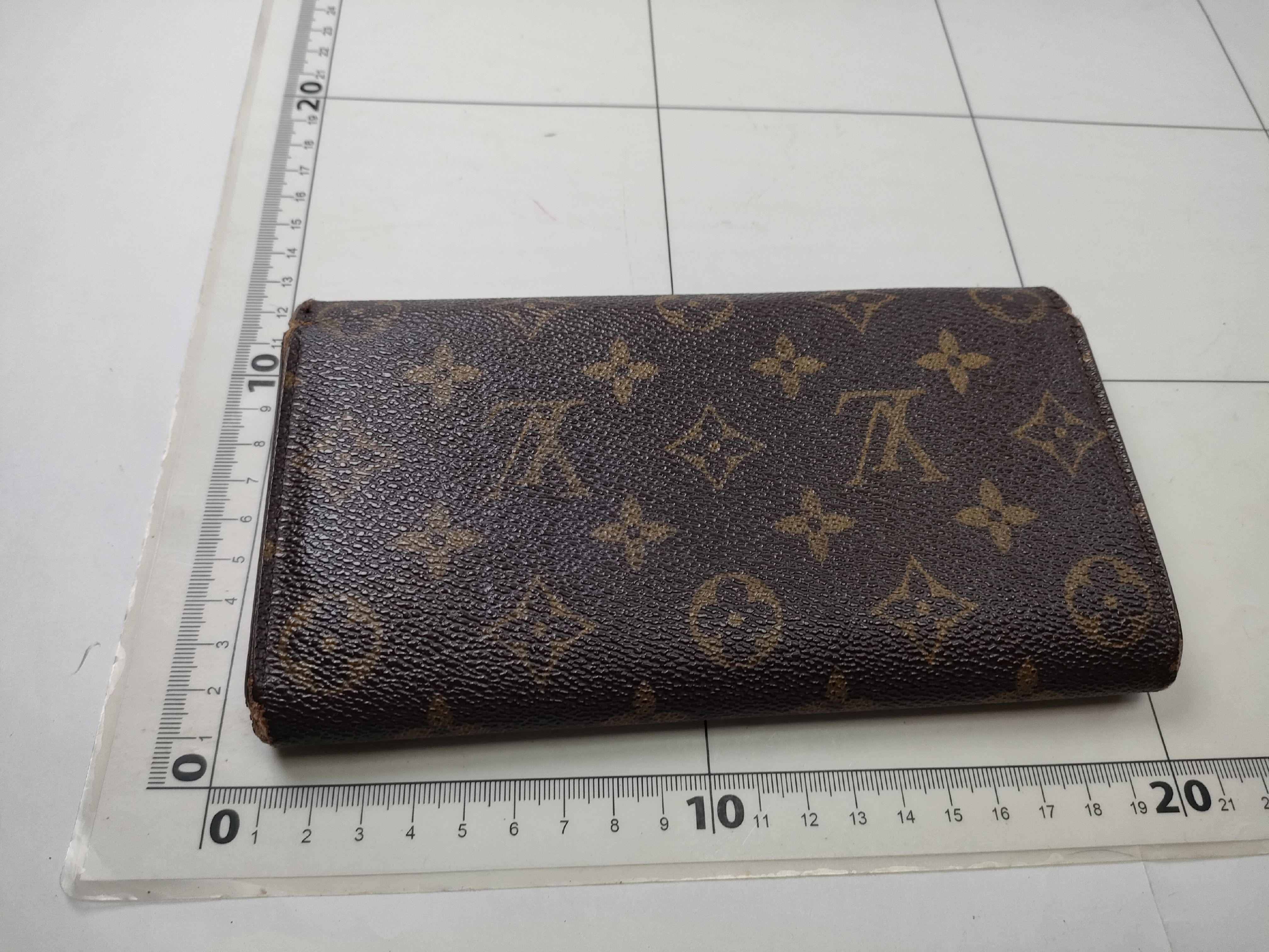 Monogram Old Sarah Wallet — view 2