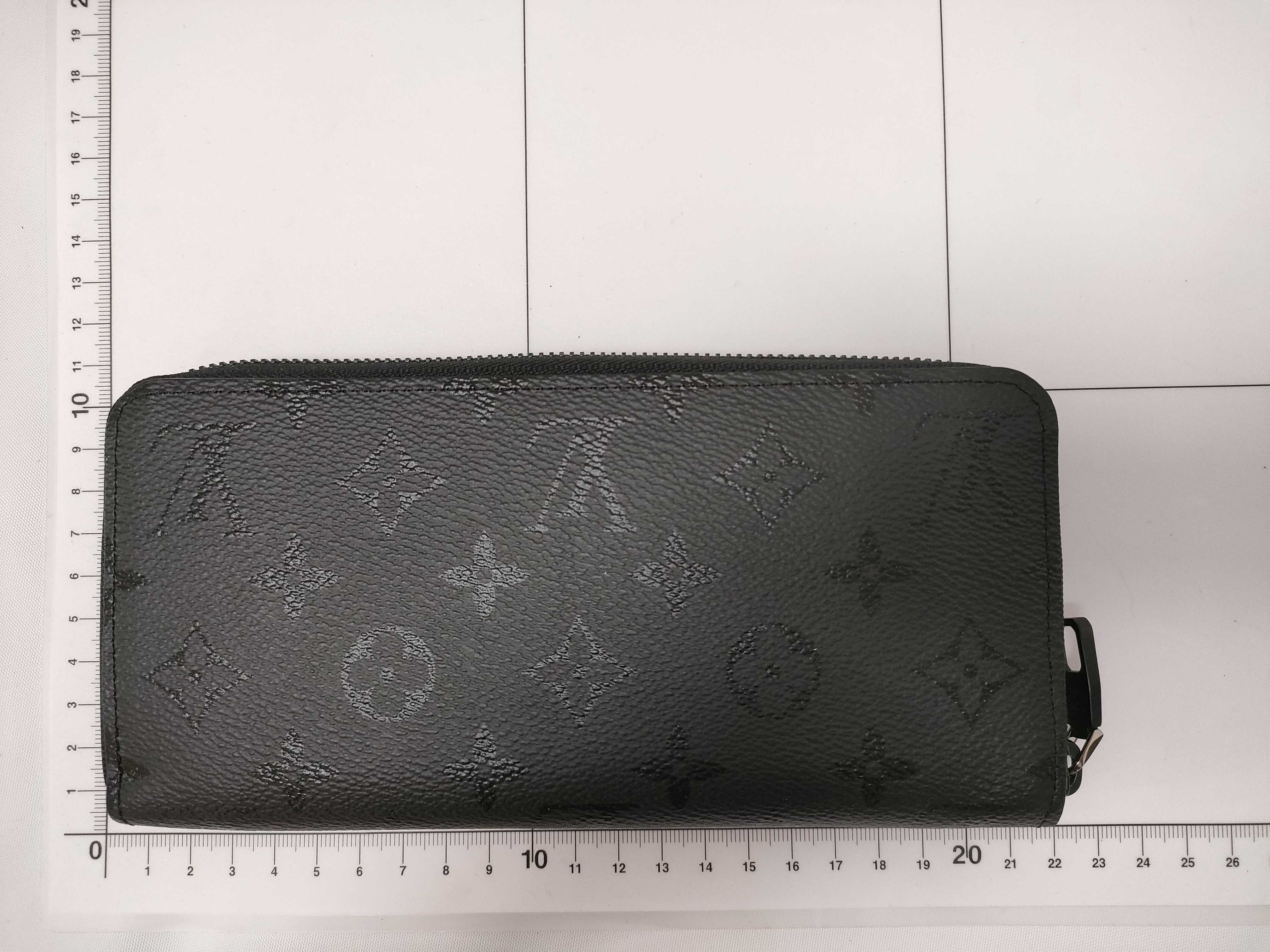 Monogram Zippy Wallet Horizontal Long Wallet Black M28048 RFID Wallet — view 3