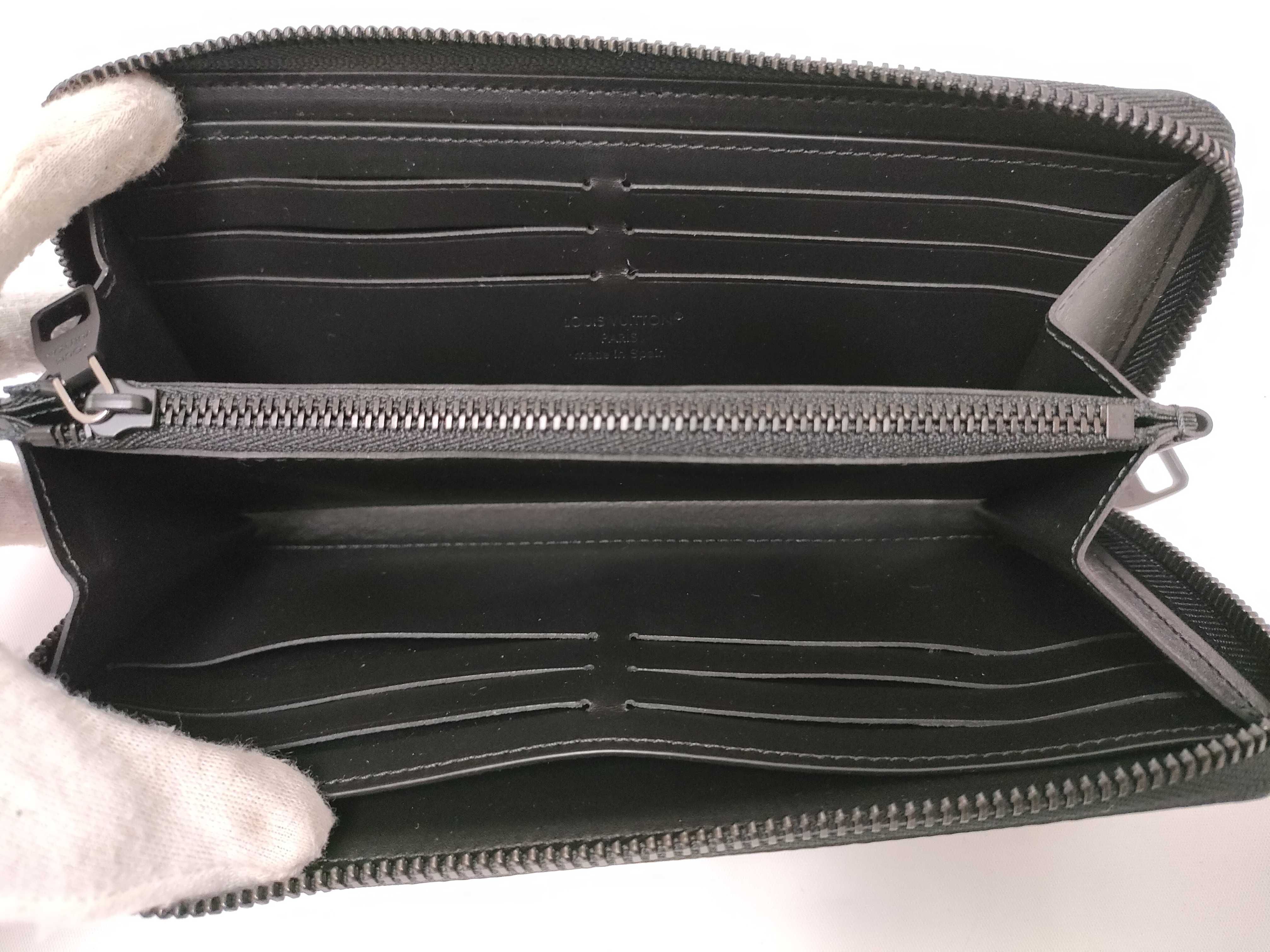 Monogram Zippy Wallet Horizontal Long Wallet Black M28048 RFID Wallet — view 10